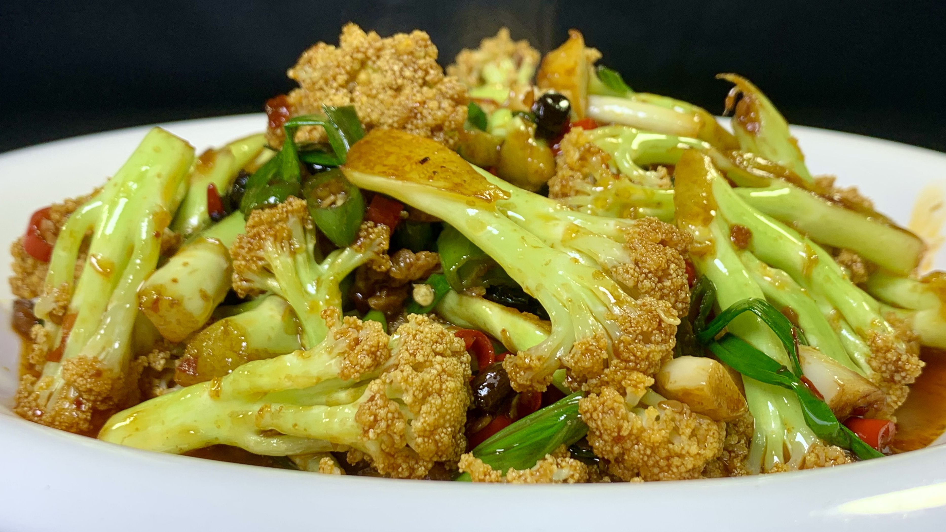 炒花菜有人焯水，有人直接下锅炒，难怪不好吃，看大厨教你如何做