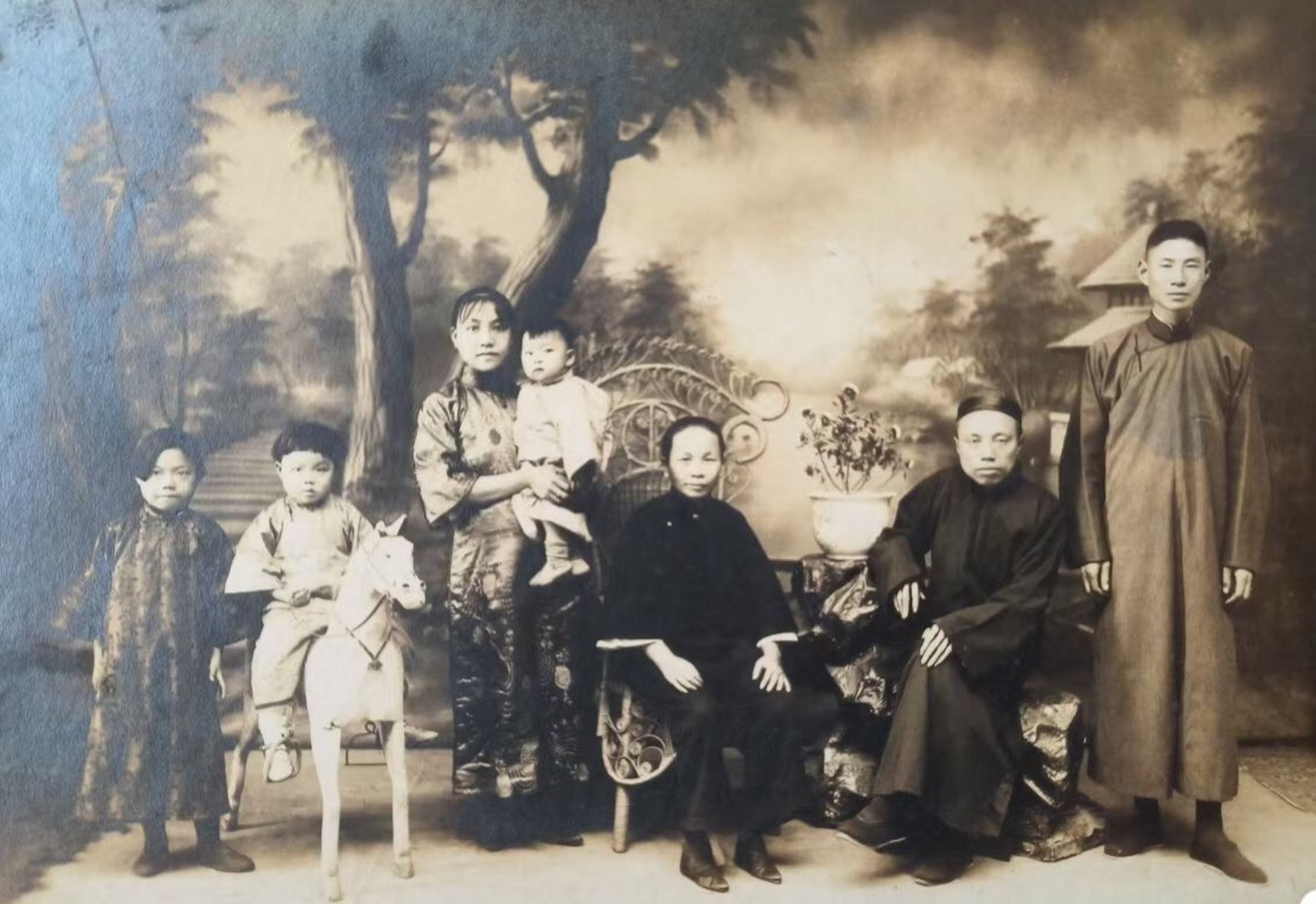 清朝末年～全家福珍贵历史照片