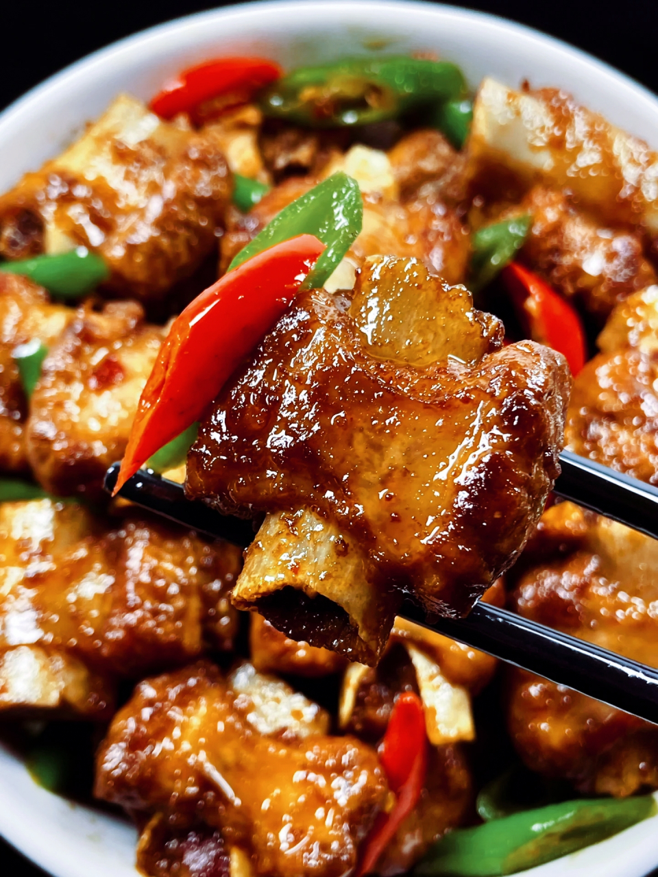 美食# 外焦里嫩的「香辣排骨」,鲜嫩多汁,味道鲜美,好吃又下饭,真是