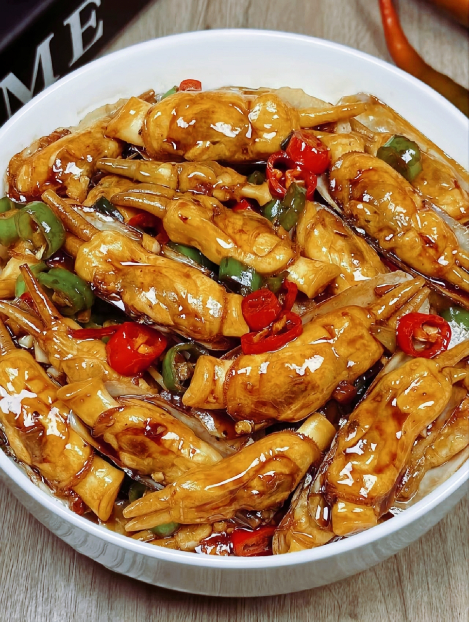 美食# 配冰镇超过瘾的「香辣蛏子」,做法也超简单快来试试~  所需