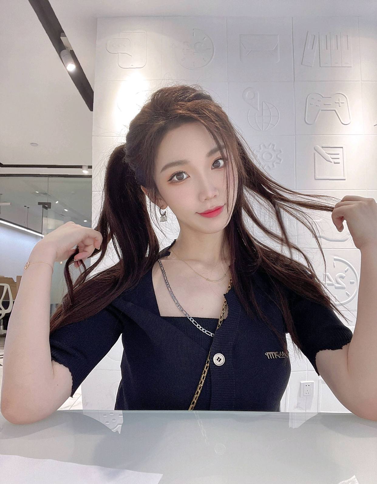 王者荣耀解说小鹿美图集锦