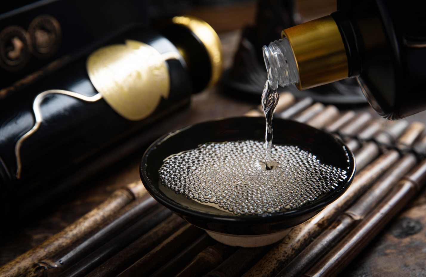 网传5大鉴酒方法,真的靠谱吗?40年老酿酒师透露真相!