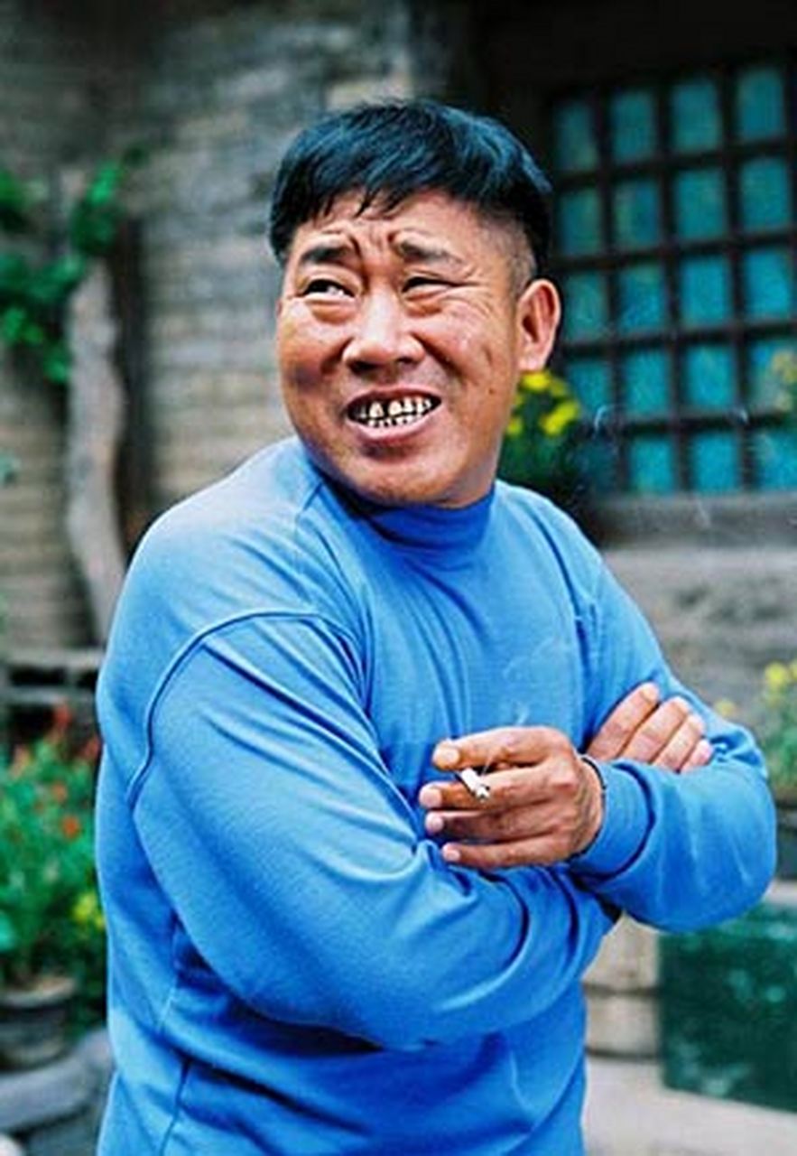 杜旭东,著名的丑角演员,扮演了很多反面角色,有些角色非常令人讨厌!