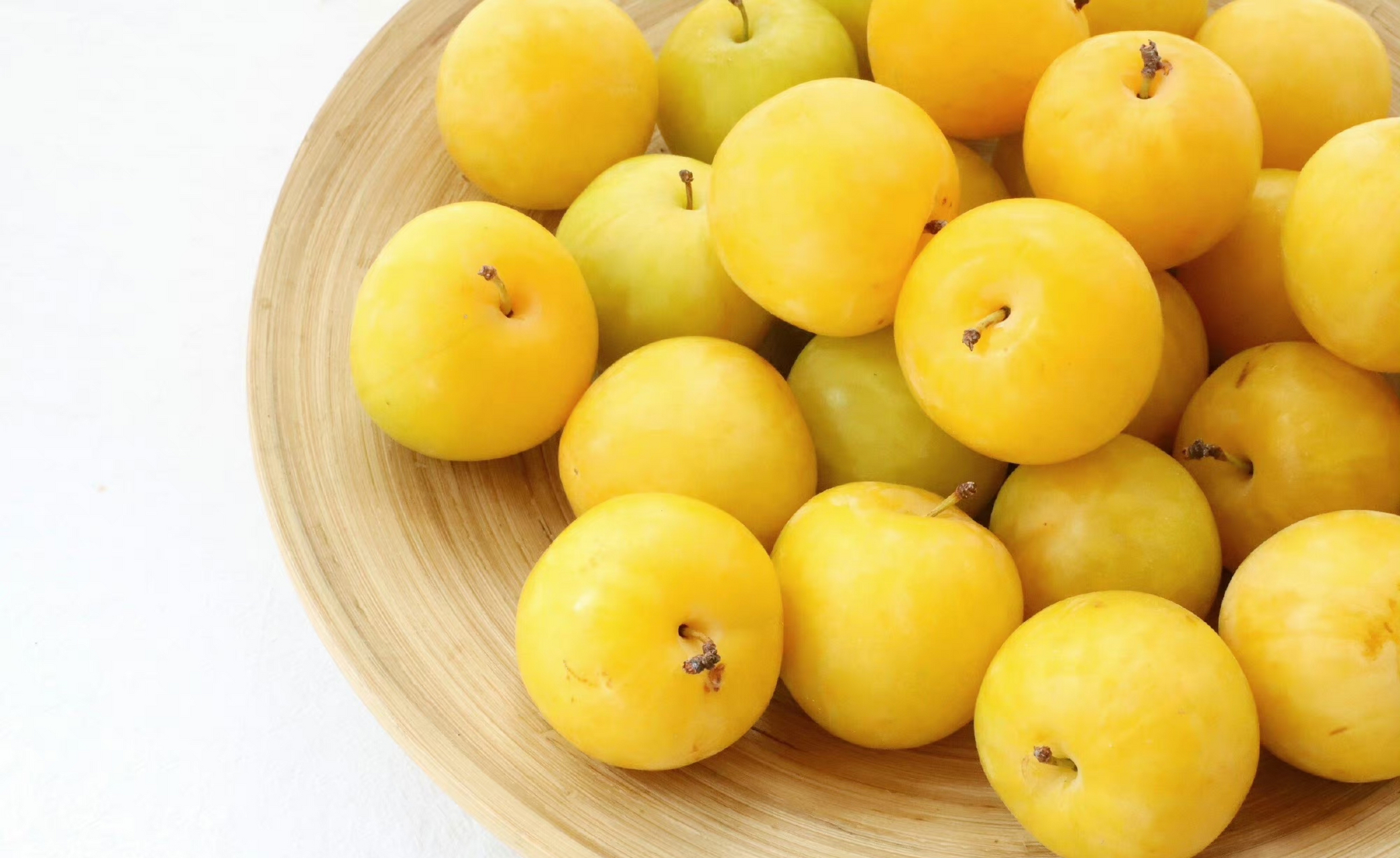 去年没发的家乡黄金李, 今年改名为汉源桃花李.