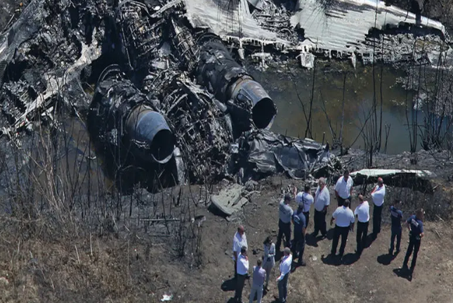 全球5起空難,俄客機落地45s機毀人亡,飛機為何會