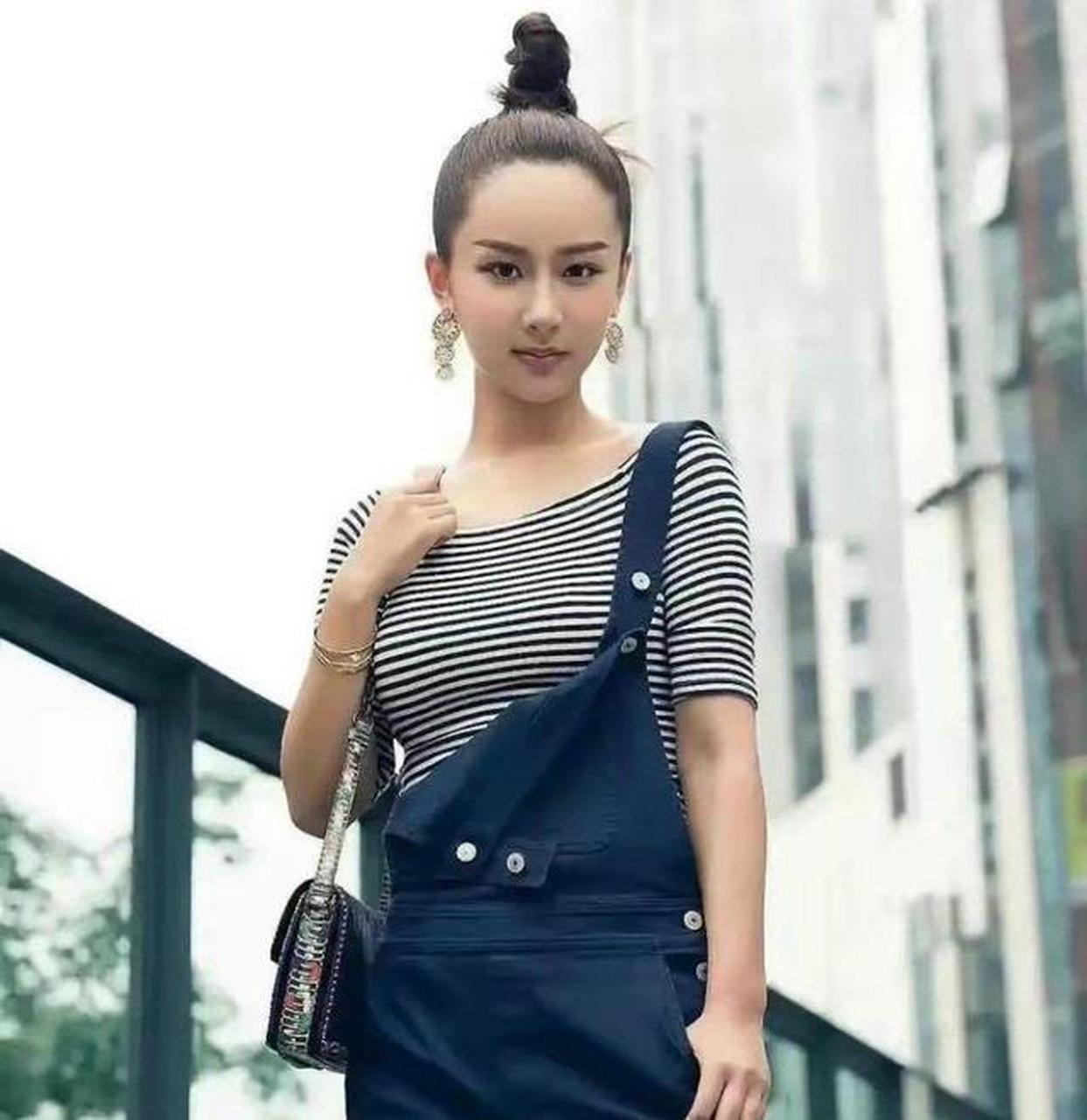 杨紫的无刘海造型,太美了