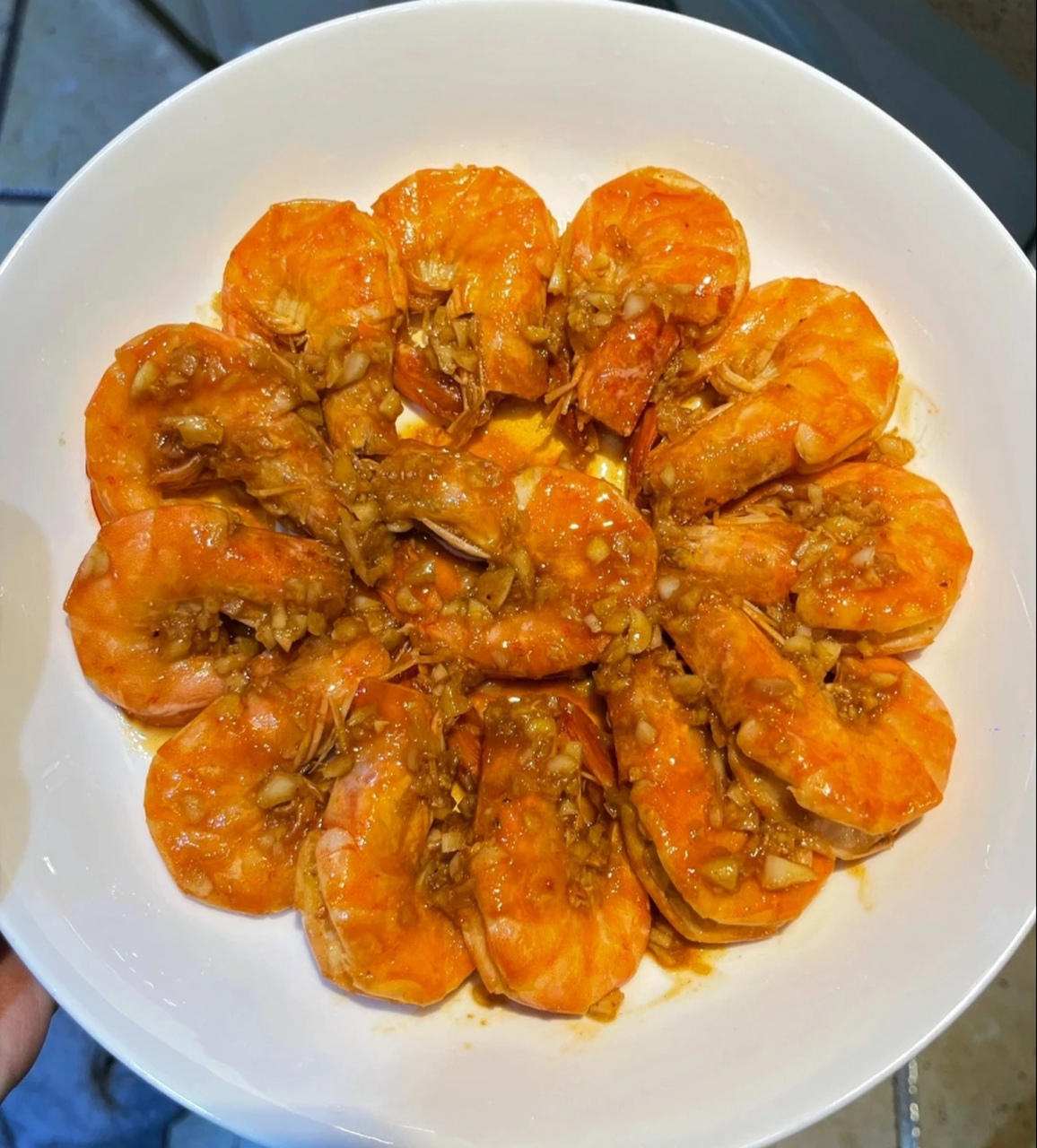 酸甜柠檬虾,偶尔换换口味也不错.