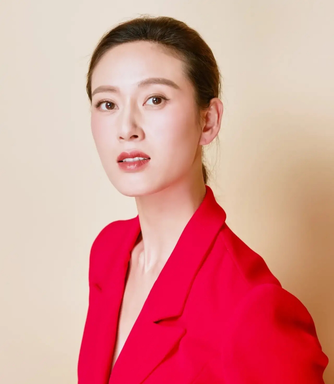 爆款练习生# 赵柯貌美气质佳,身材又好,不可多得