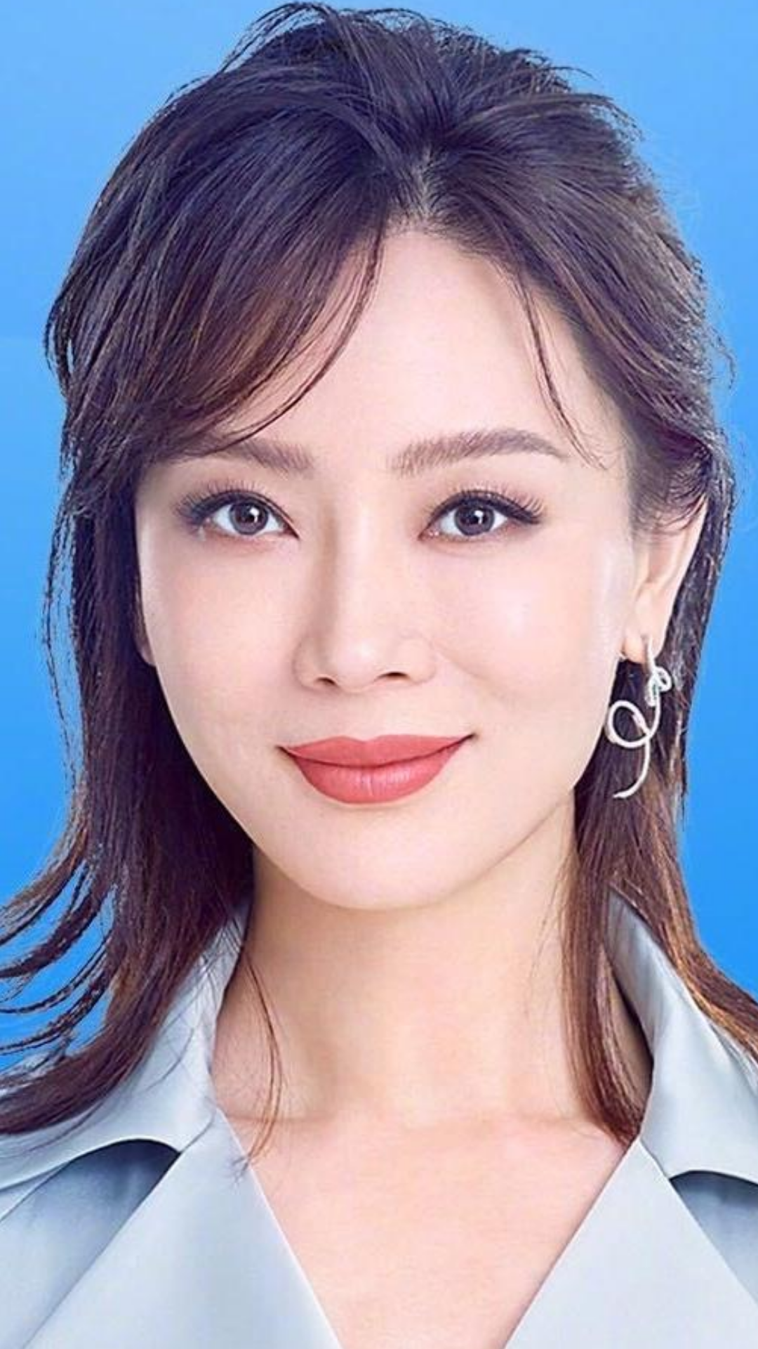 陈数端庄优雅迷人写真,这颜值气质真美,春风十里不及你的美色