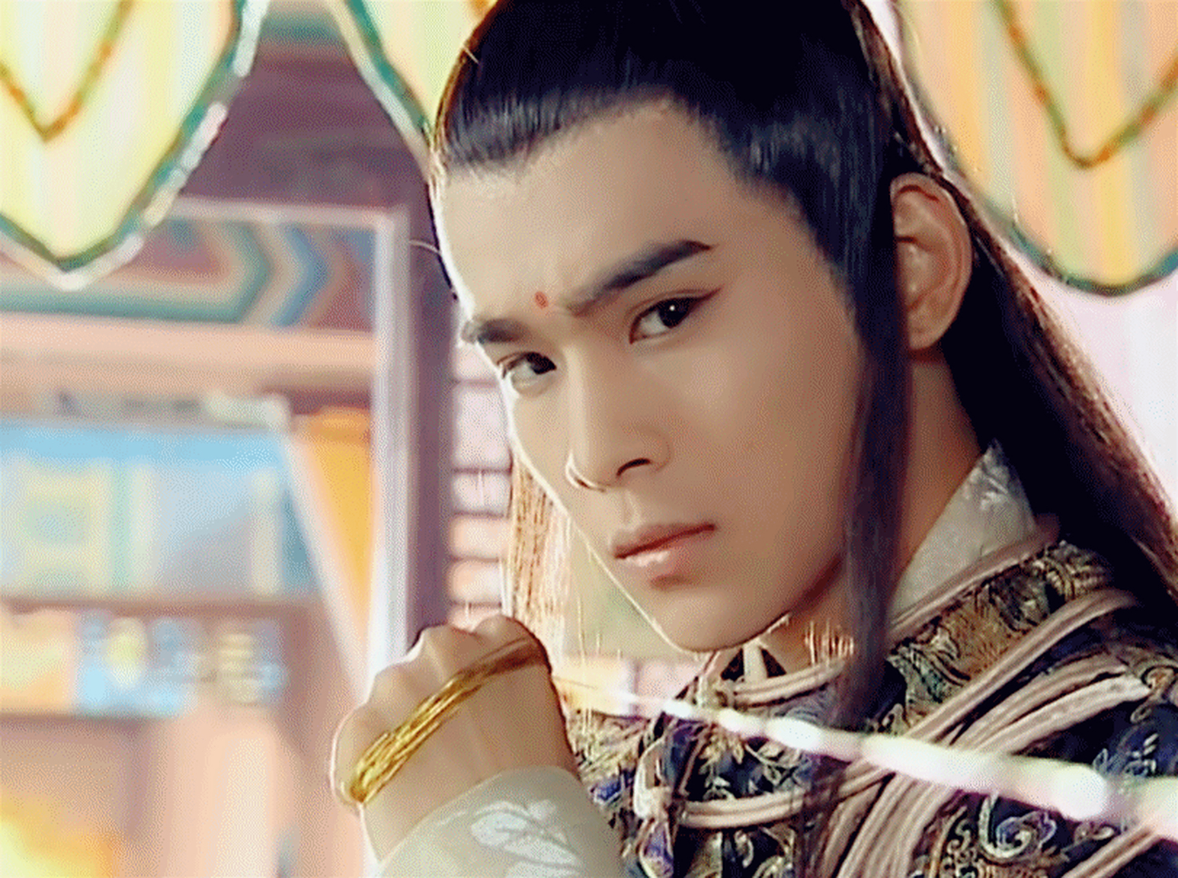 乔振宇似乎也在习惯性地扮演坏人了.