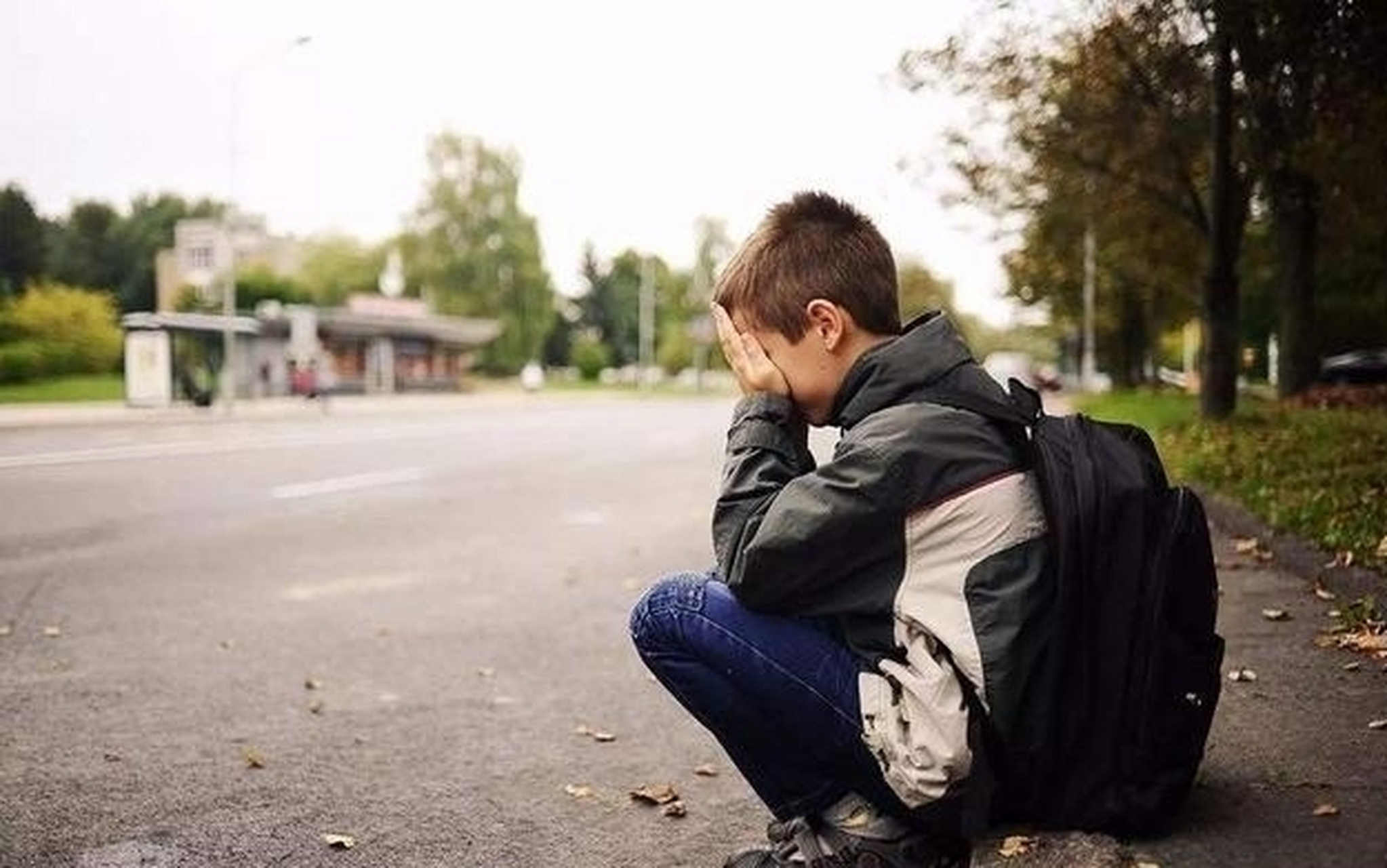 【孩子突然说不想上学了,怎么办?