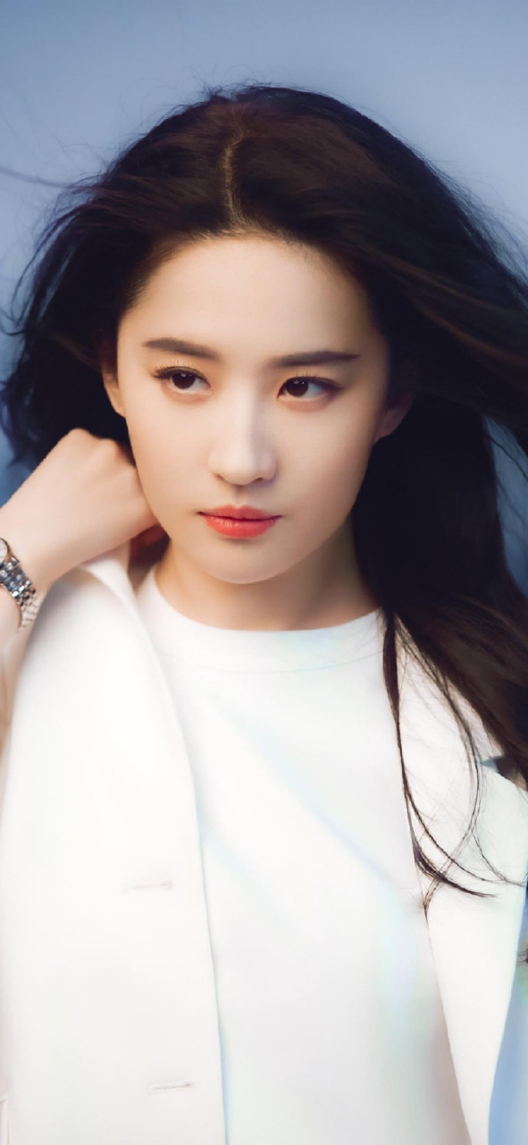 刘亦菲高清写真壁纸精选 刘亦菲(crystal liu,1987年8月25日-),出生于