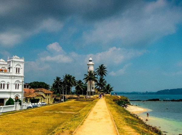 去斯里蘭卡旅遊消費不高,壯闊海景和加勒古堡,你嚮往嗎?