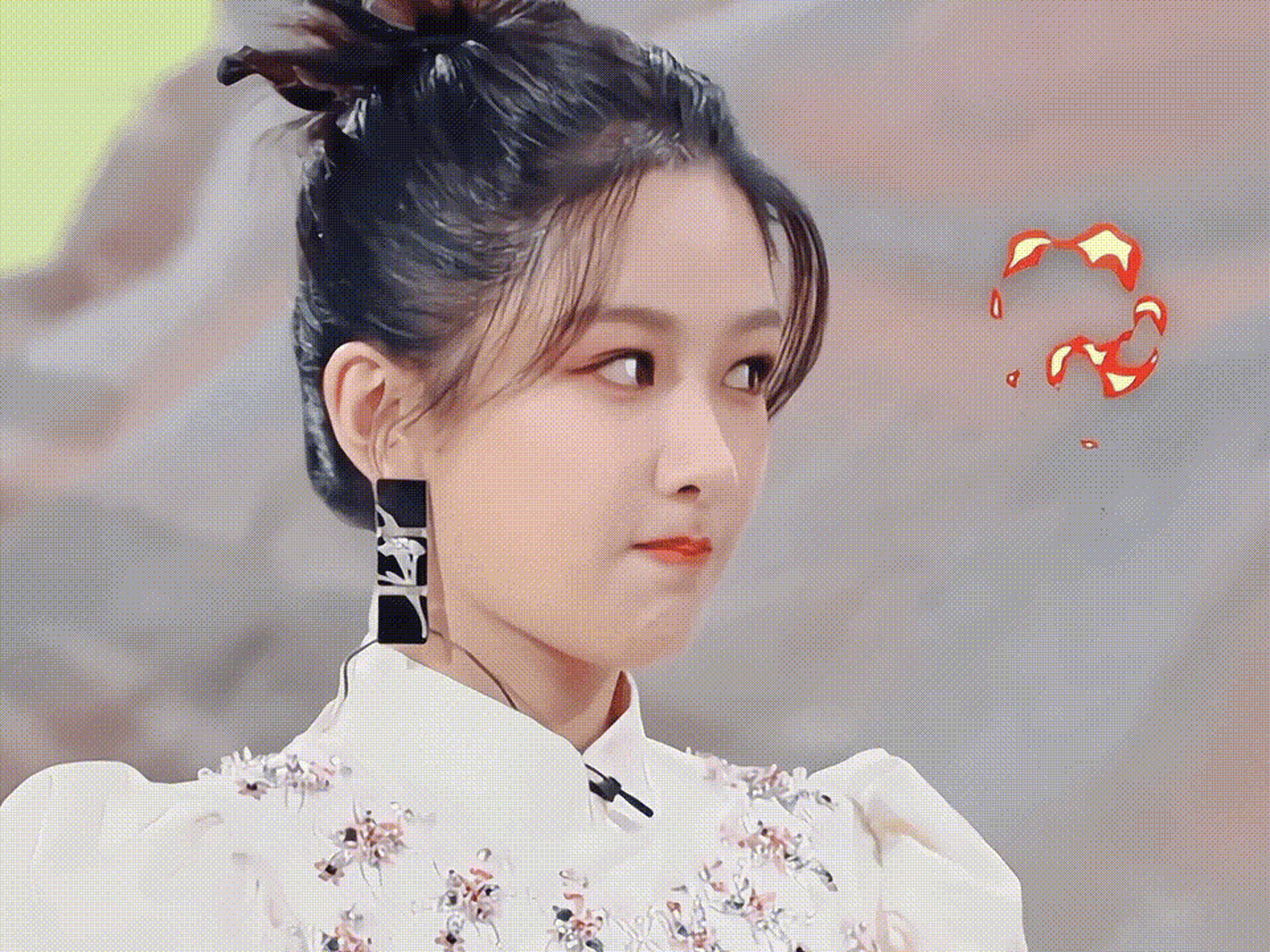 杨紫携手《长相思》f4组合亮相综艺《你好星期六》,今日份气鼓鼓的紫