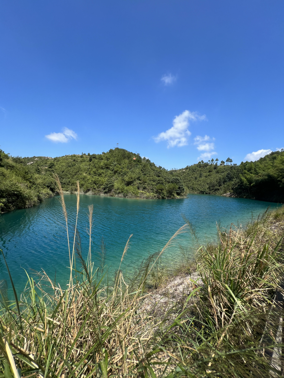 同安七彩池  厦门同安军营村附近的七彩池.  免费的开发景区.