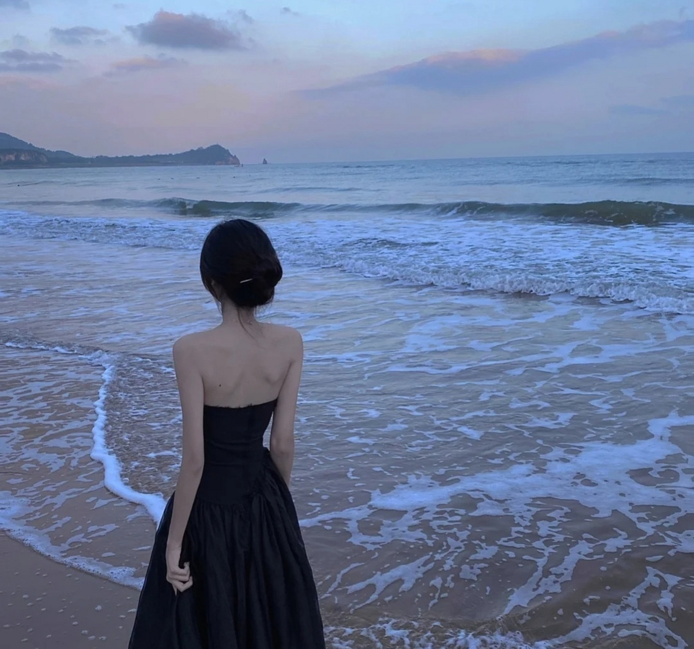 适合秀恩爱的文案  1. 和你在一起,当下即永恒 2.