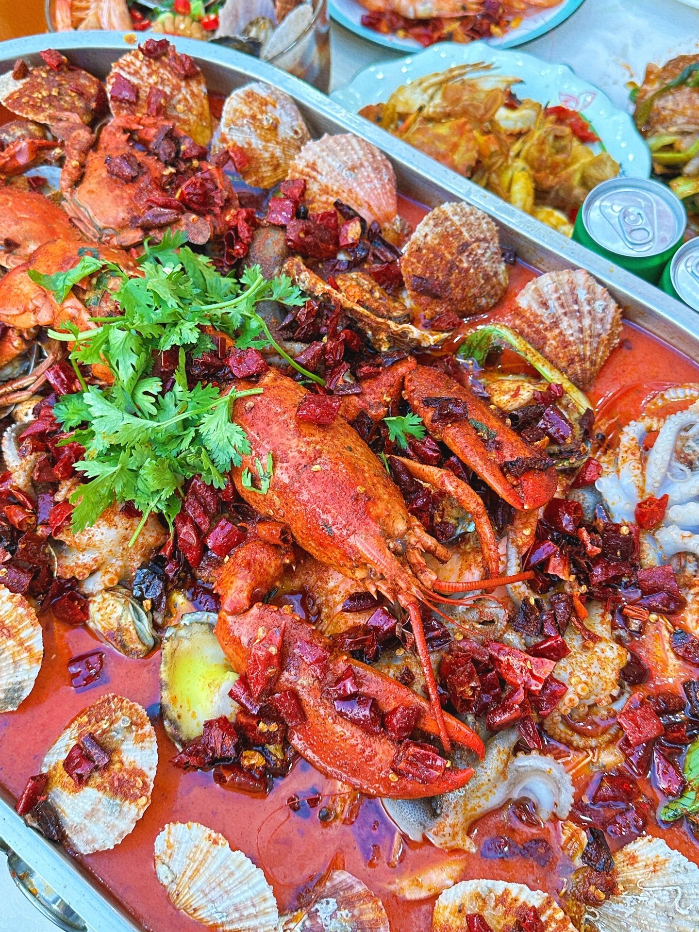 来青岛玩,海鲜大排档真好吃!台东真的好有烟火气