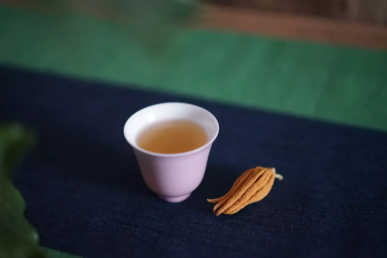 拿出点顶级野放老枞永春佛手茶上架,大家品品