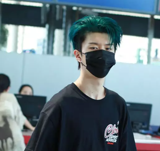 唐嫣和罗晋分居两地?沈月将要订婚了?