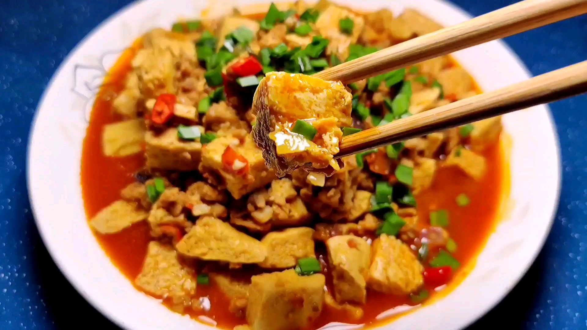 肉末豆腐家常做法,用冻豆腐更加入味又下饭,赶快试试吧