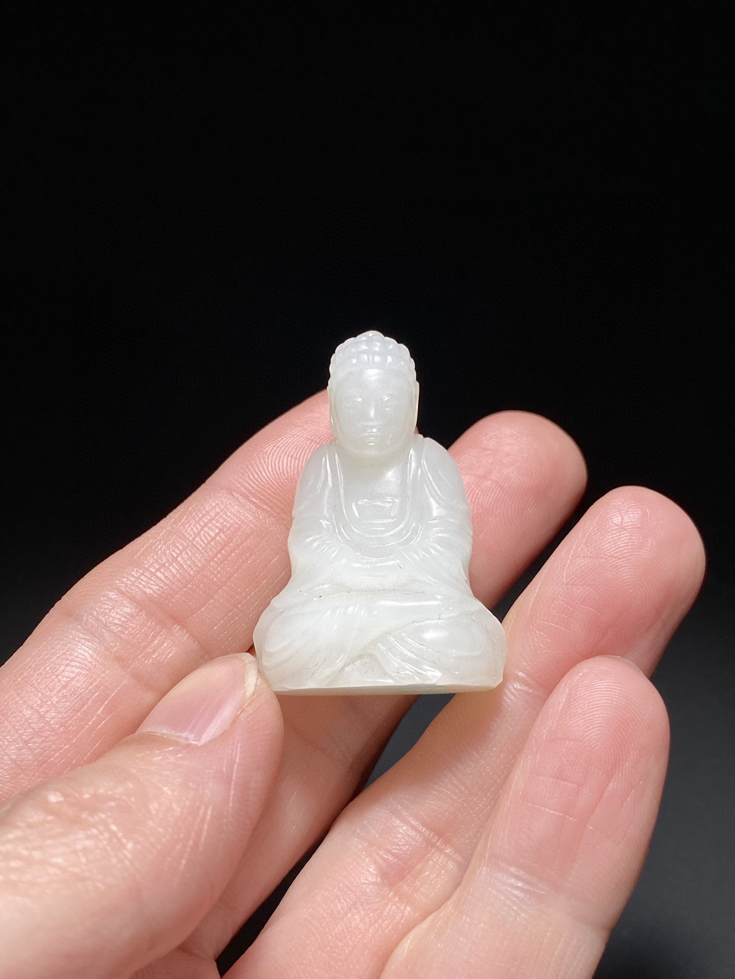 清中期 和田玉籽料 白玉 释迦摩尼 随身佛 佛像 坐像