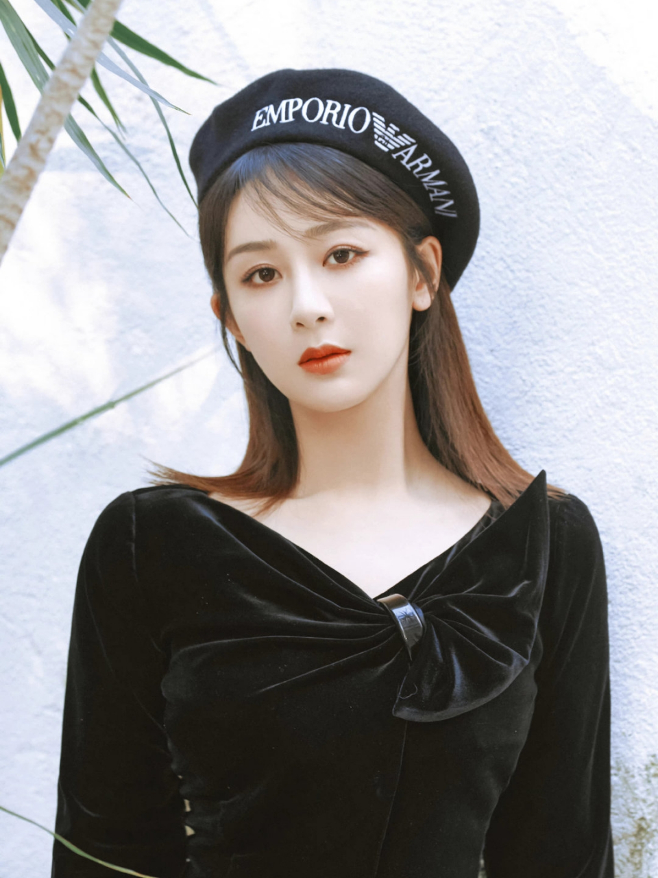 新经纪人只负责商务时尚方面的,影视资源都是爸爸去洽谈,网友吐槽爸爸