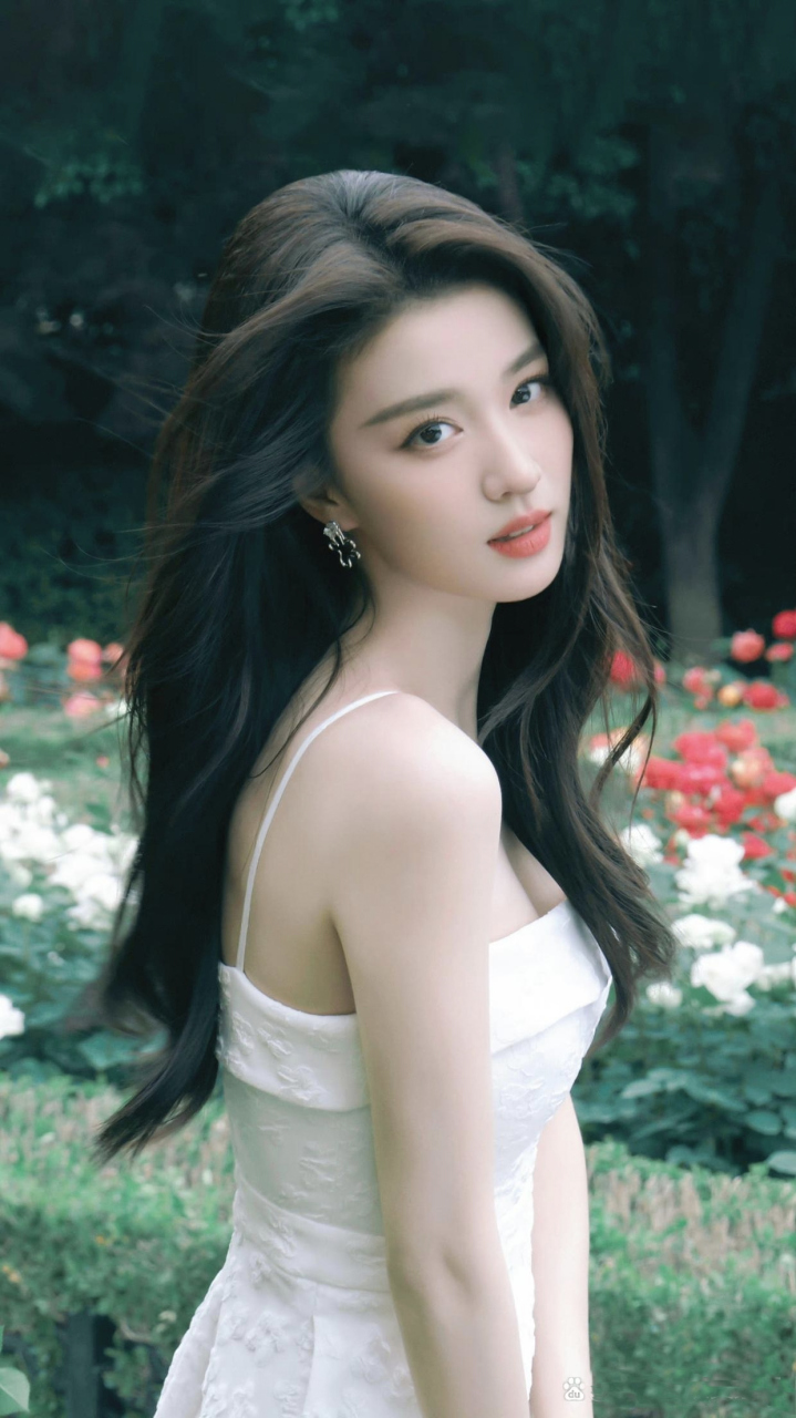 被王楚然的照片惊艳就到了!