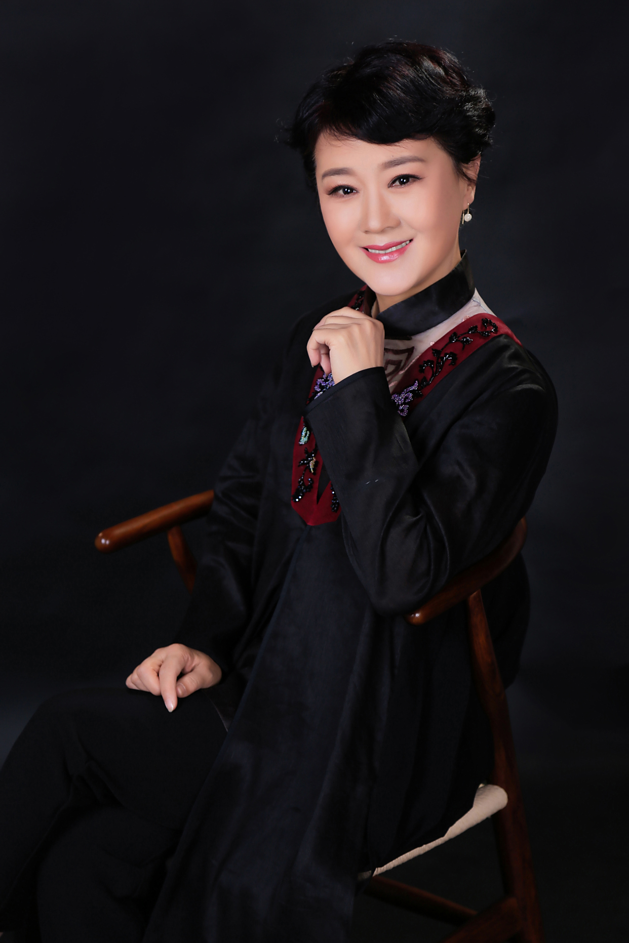 崔彩彩