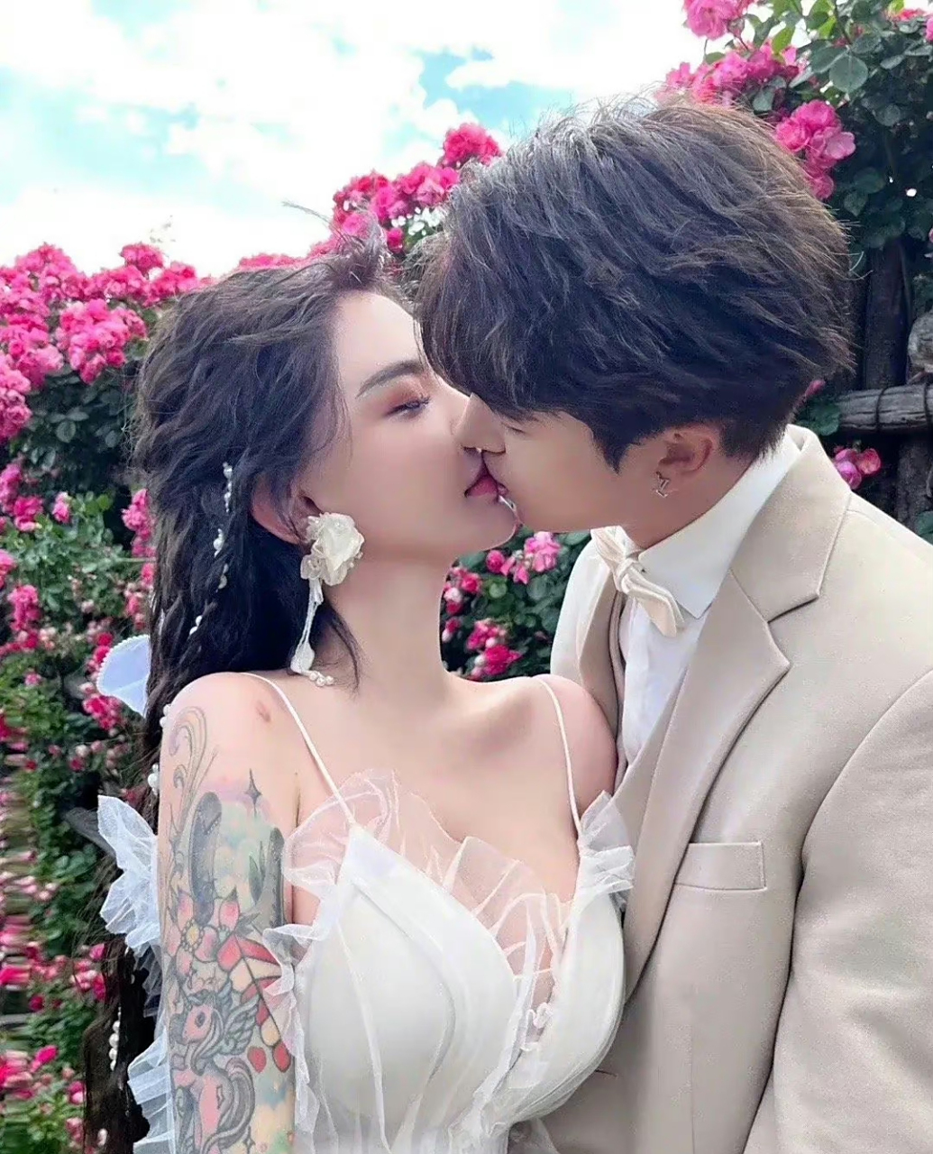 网红韩安冉穿婚纱的生图和精修图 67