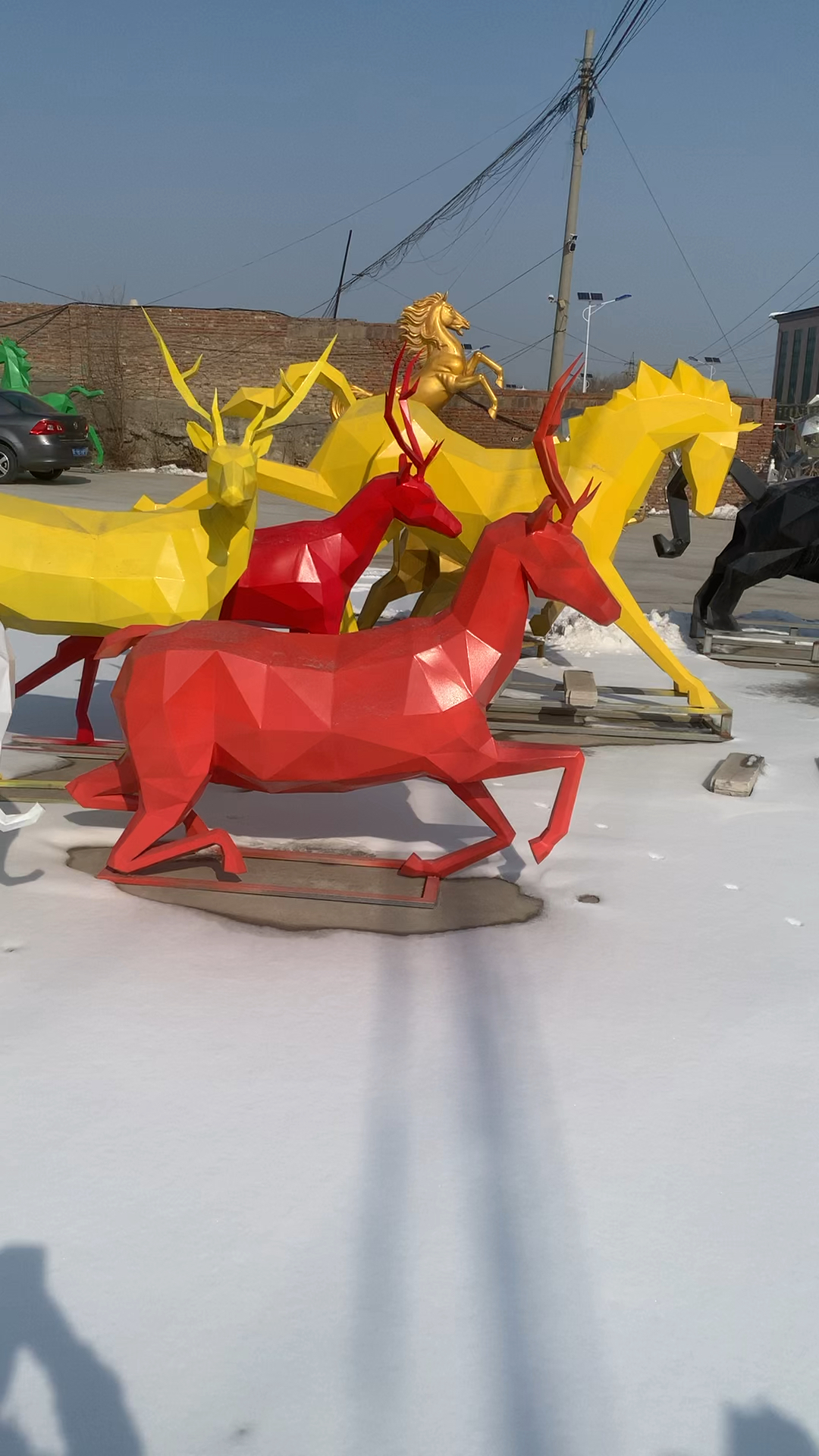 不锈钢鹿群雕塑几何面动物