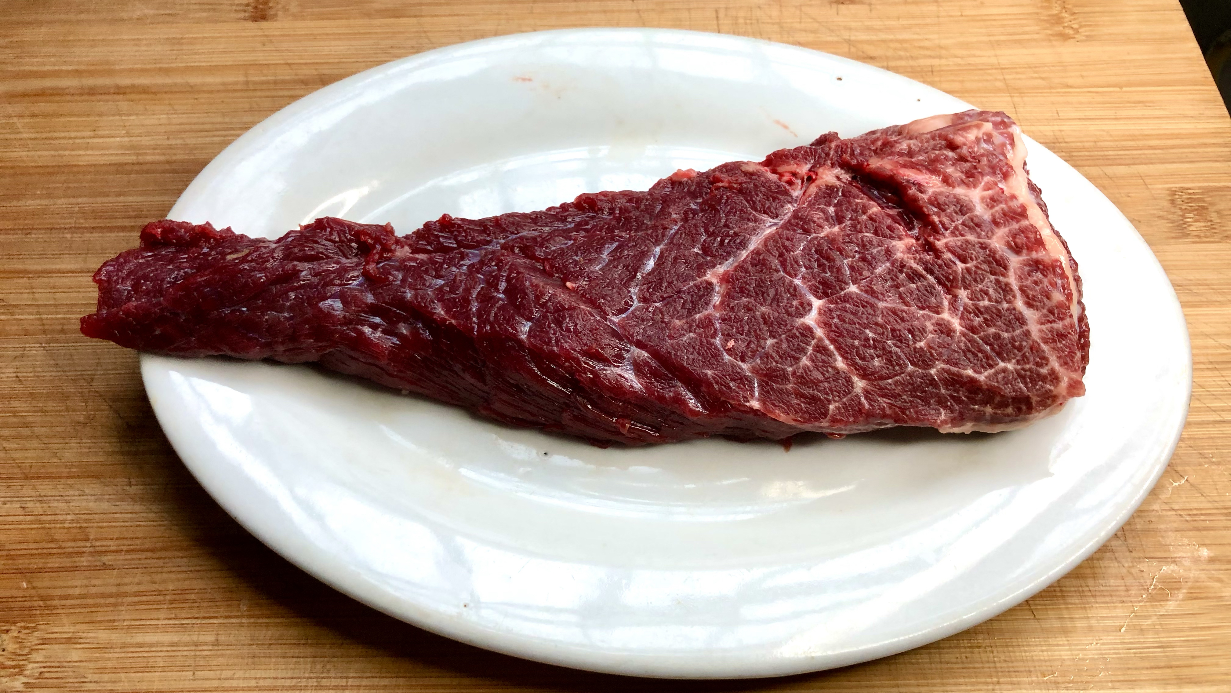 这样做“白灼牛肉片”，下锅30秒就可以出锅，滑嫩不腥