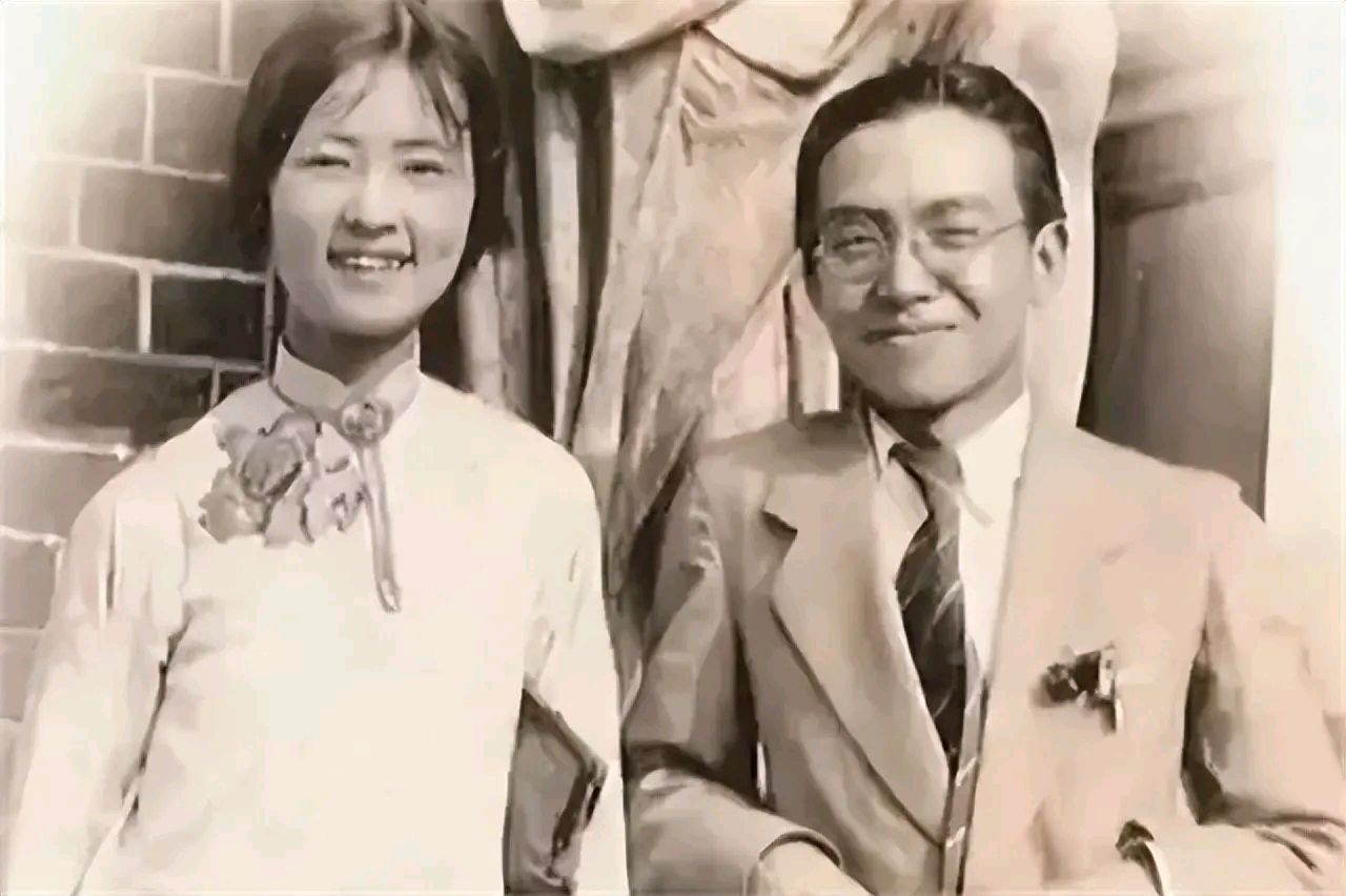 林洙私自取下林徽因画像,被梁再冰扇耳光,梁思成只说"何必呢"