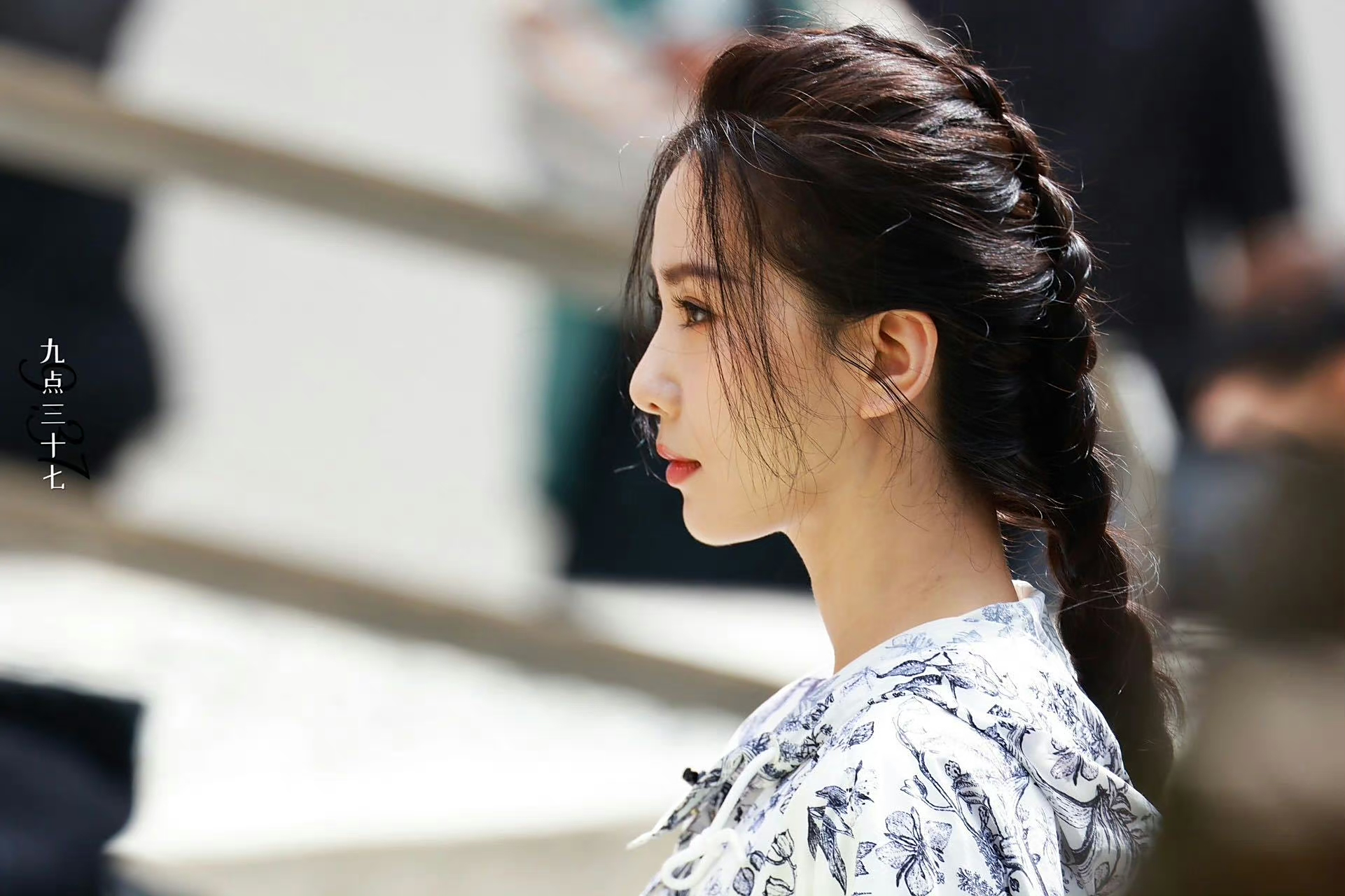 刘诗诗的侧颜#刘诗诗#  每一帧都封神