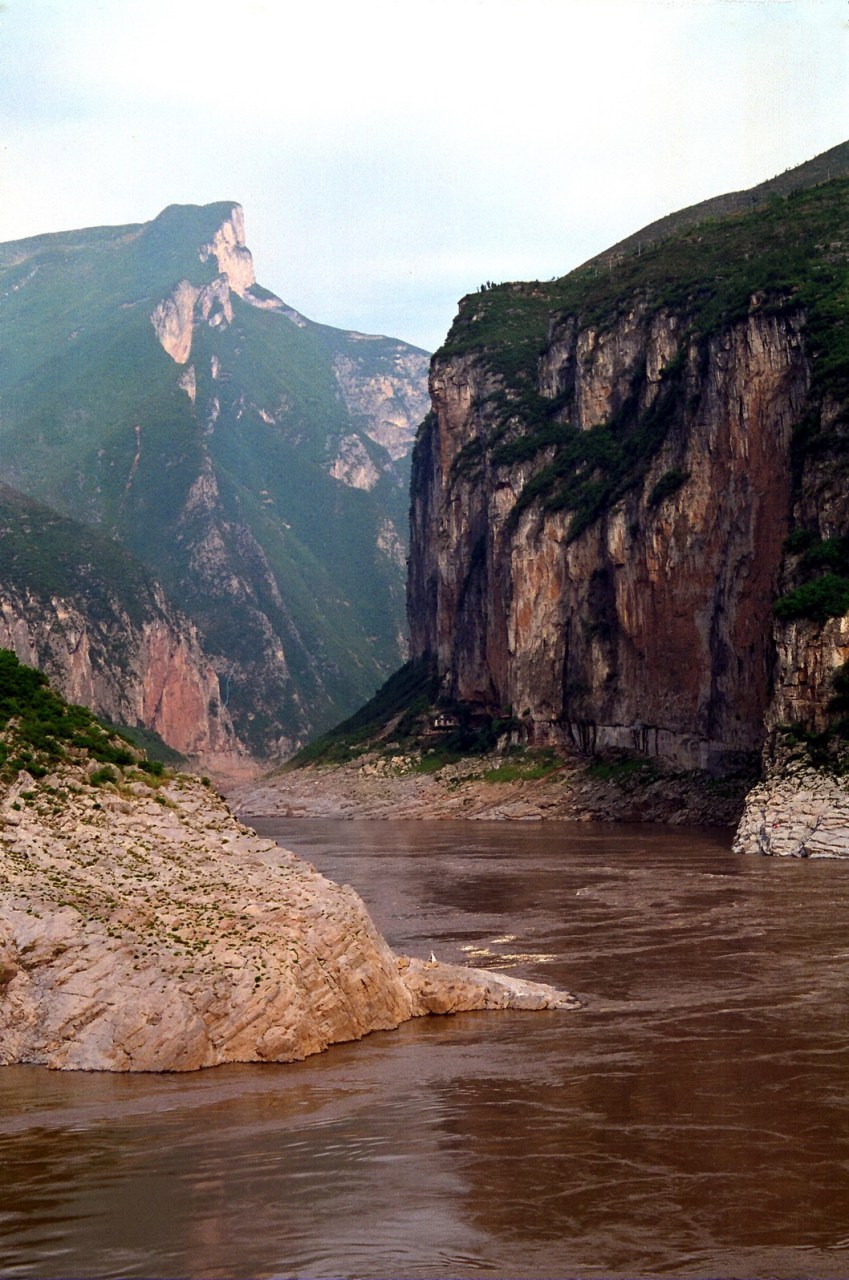 【云游古三峡|巍巍瞿塘峡,舟行出入鬼神惊】 天造地设奇绝境,白盐赤甲