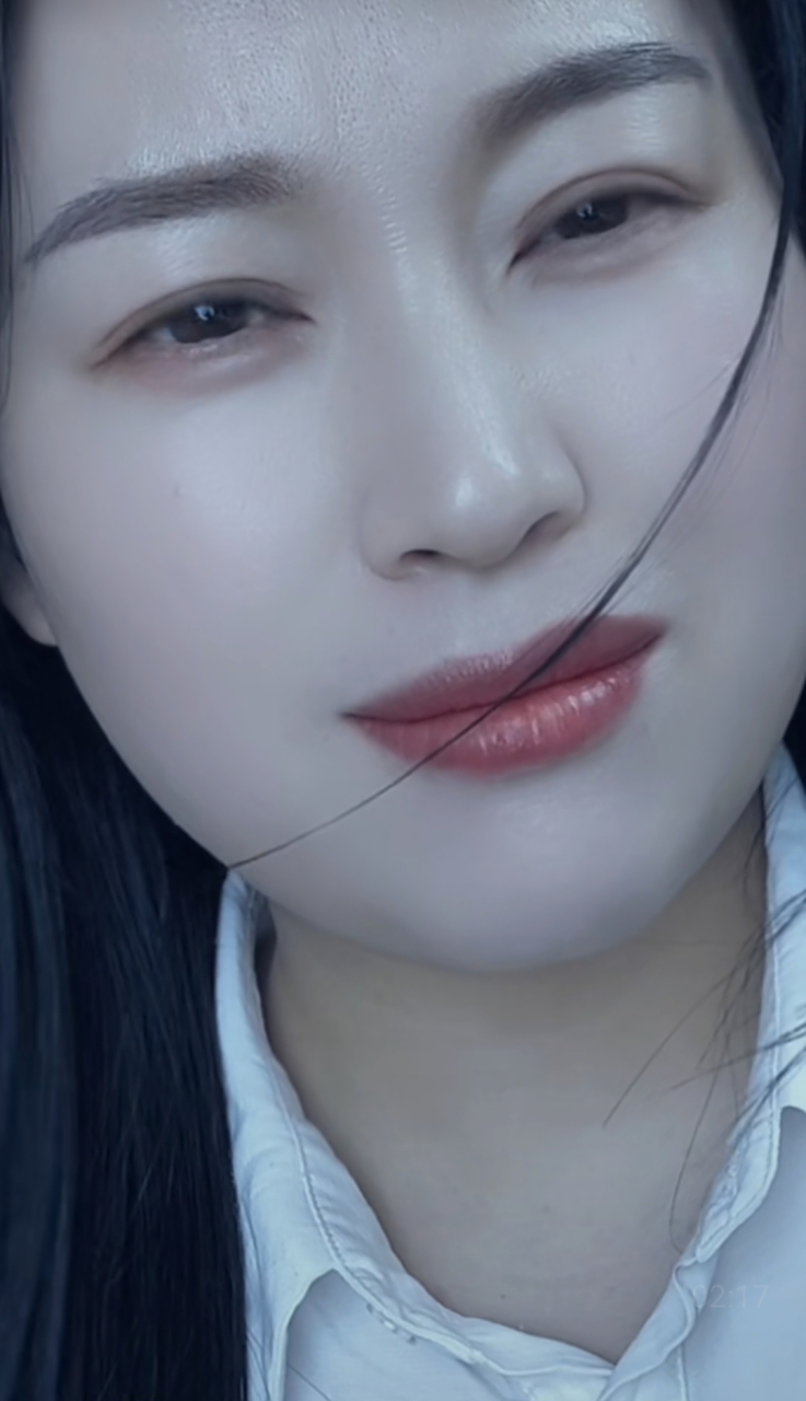 睁眼看世界,闭眼忆青春,半睁半闭过一生#情感微语录