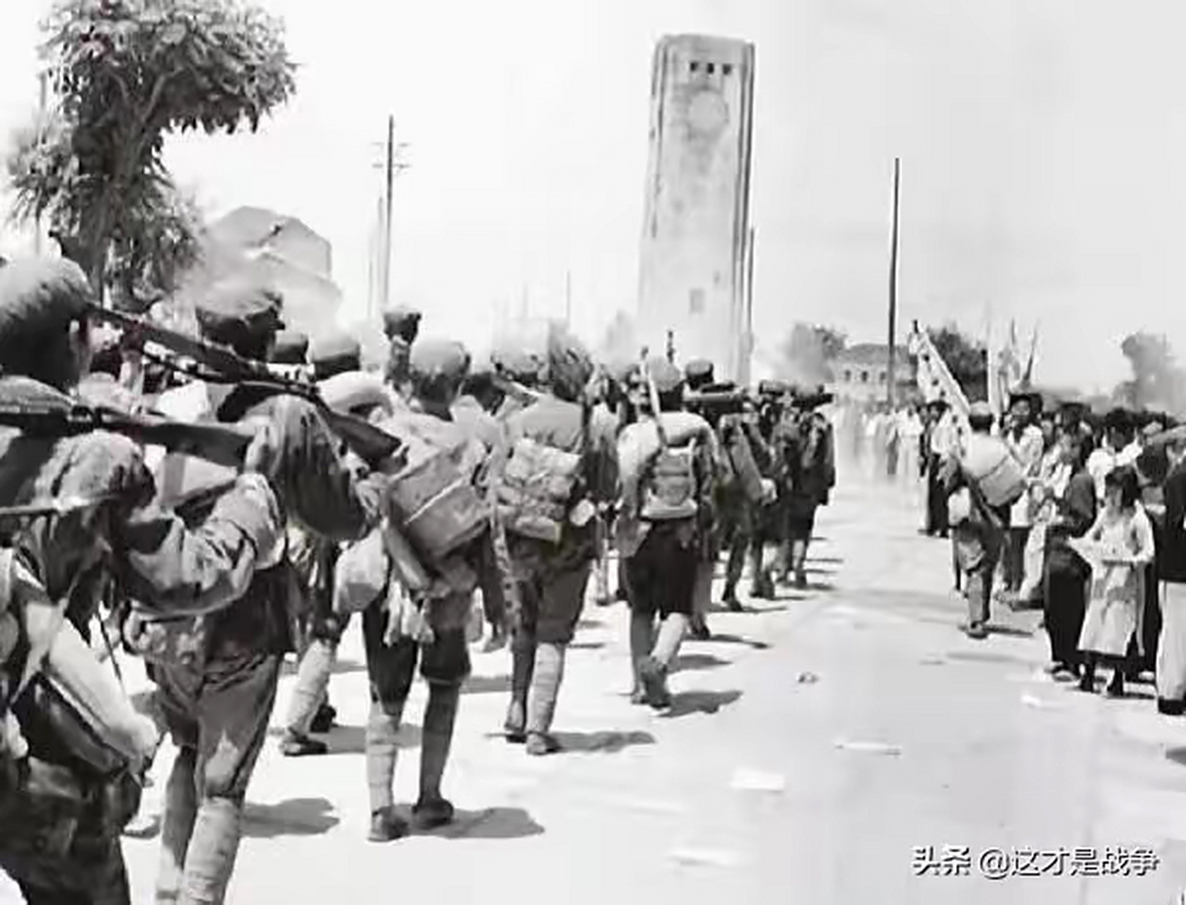 陕中战役胜利结束时,不仅周士第率领的第18兵团赶到了西安,而且还带来