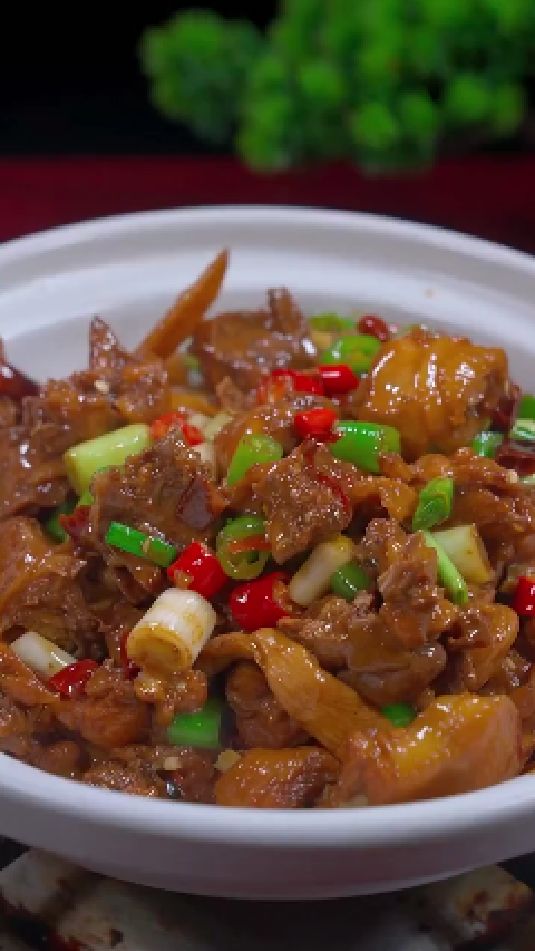 红烧辣子鸡的做法