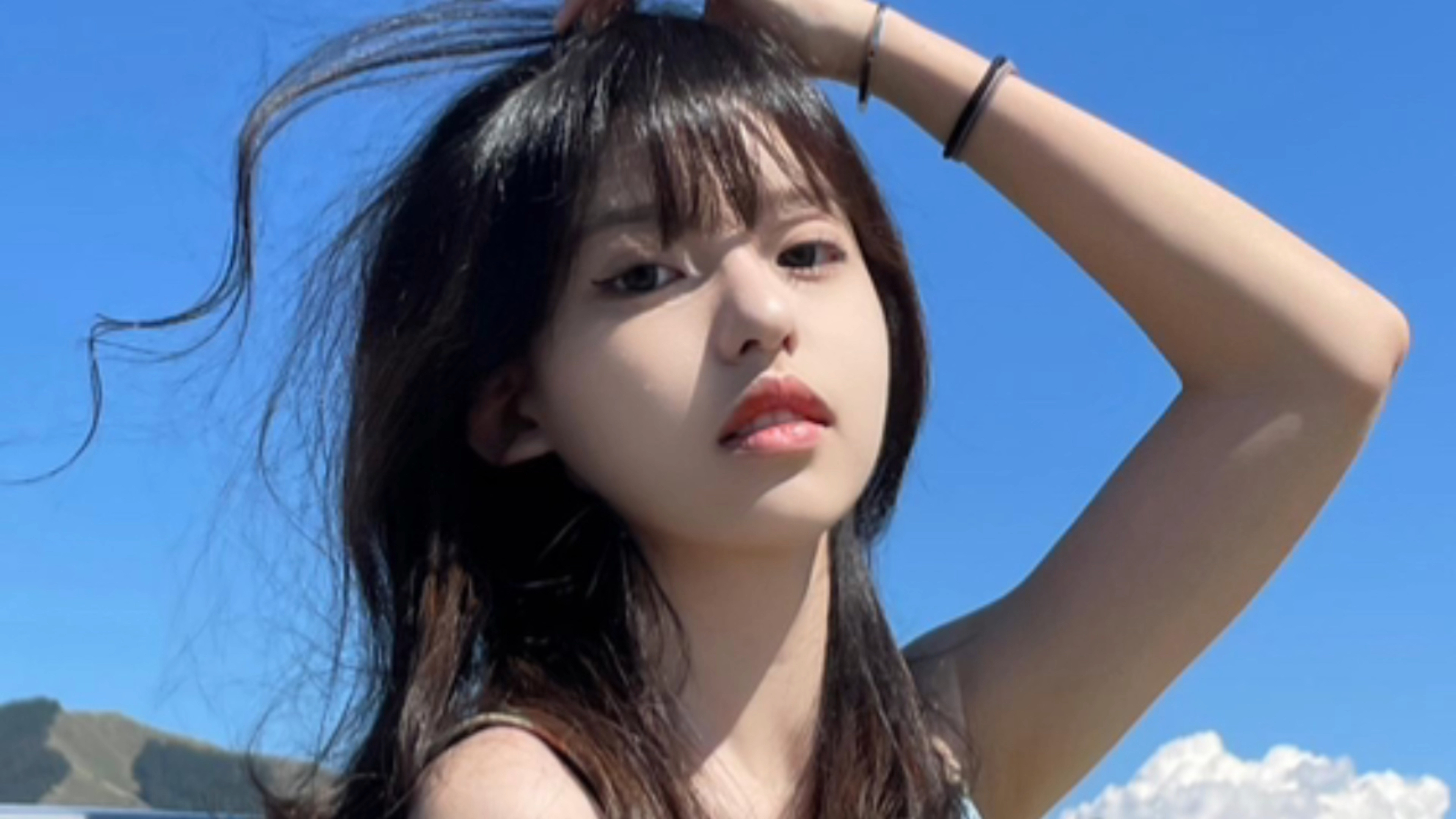 清新可爱小美女,让你心动不已!