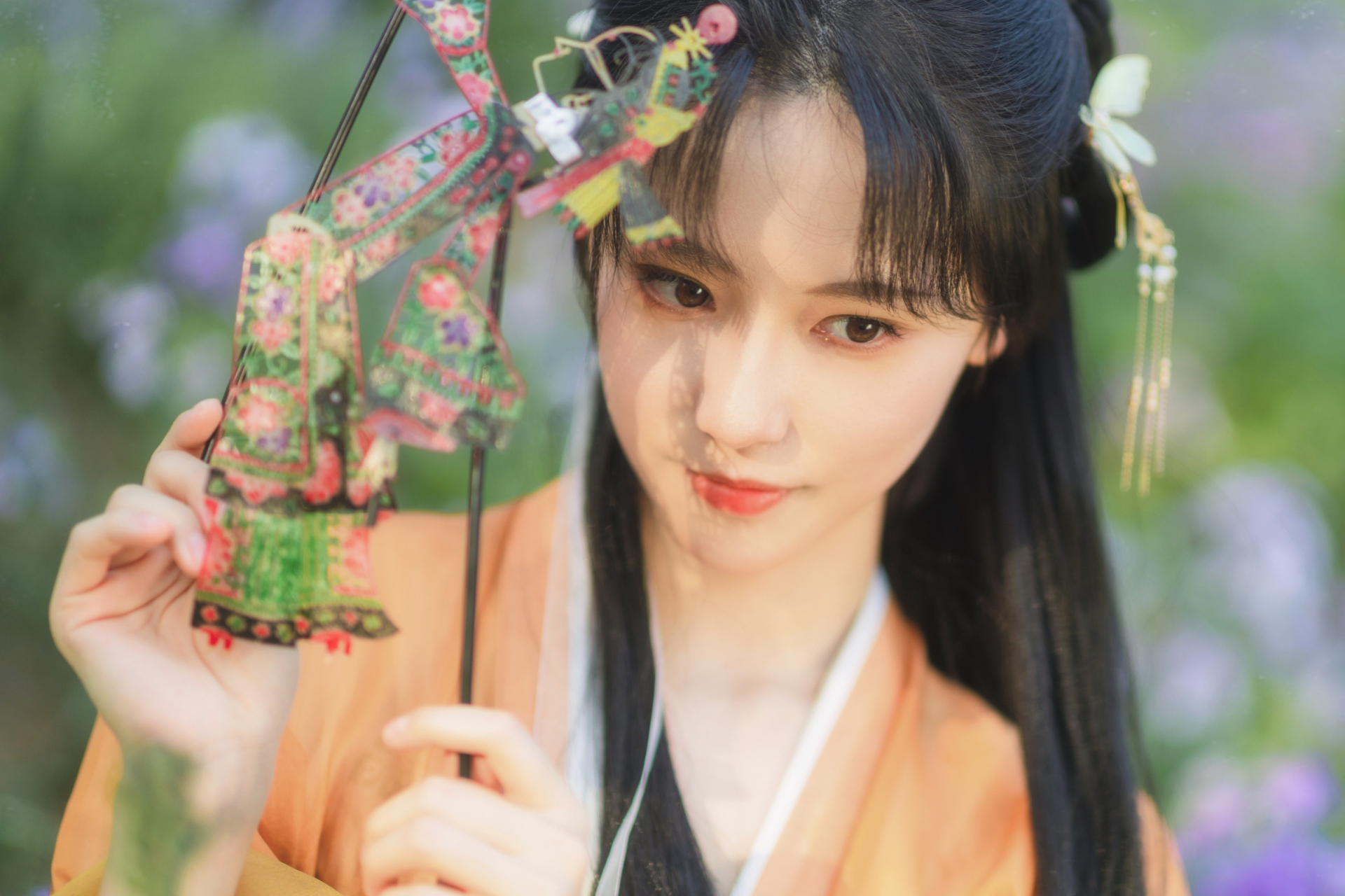 美女"成果"古装写真