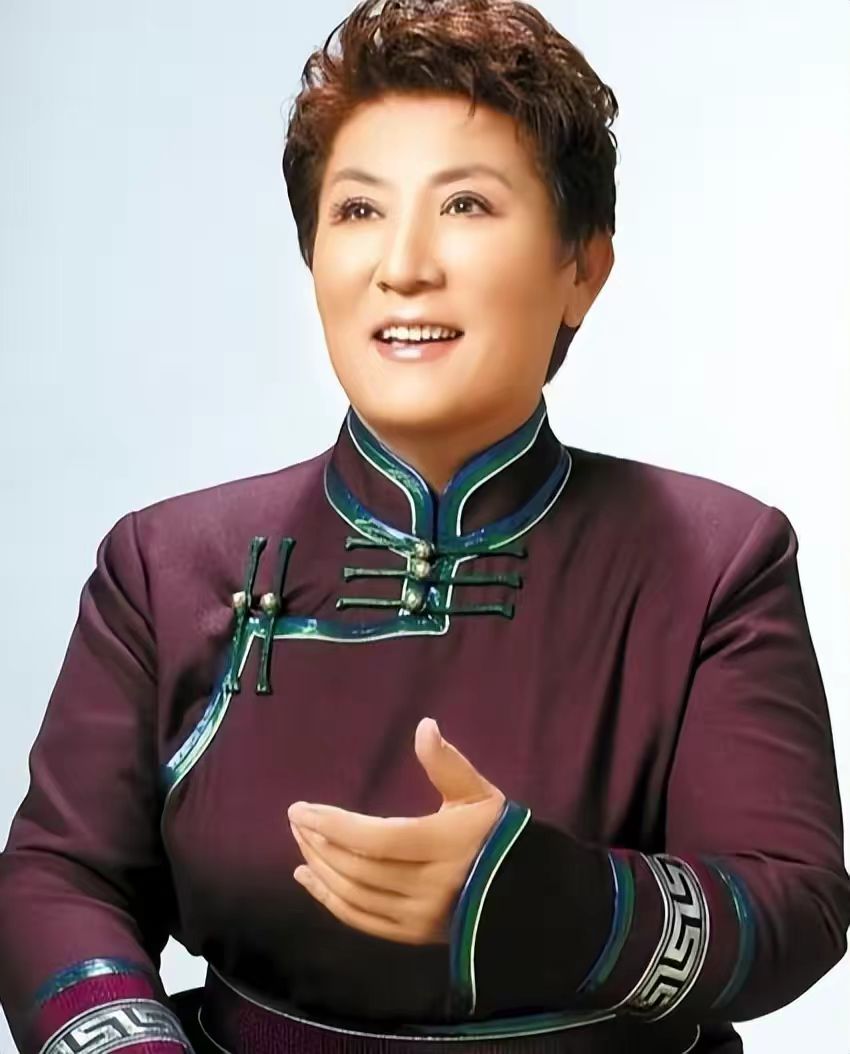 76岁歌唱家德德玛去世,世间再无《美丽的草原我的家》