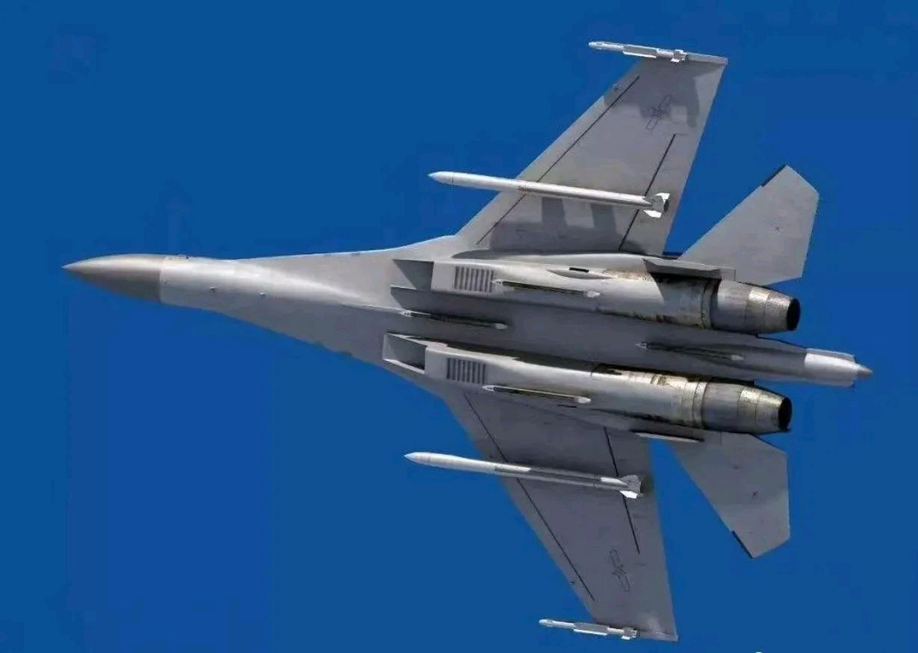 这就是射程高达400公里的霹雳17空空导弹吧,简直就是美国,日本等国家