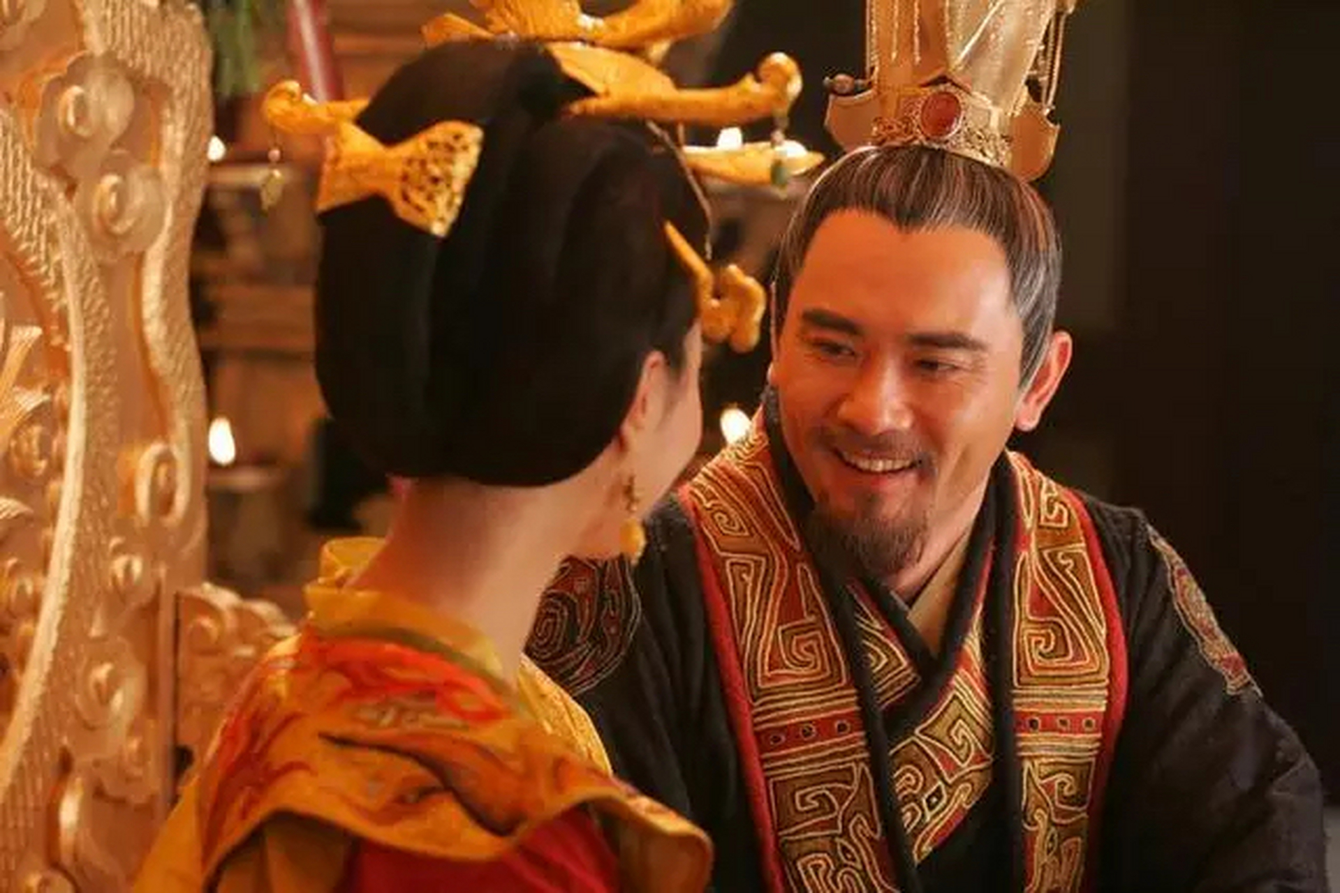 "只见寒光一闪,太子李瑛顷刻间灰飞烟灭.