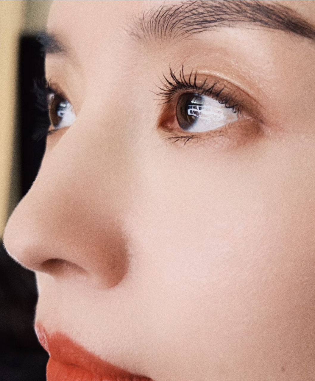 董洁妆后照! 她的五官真的很优越,尤其鼻子,太好看了!