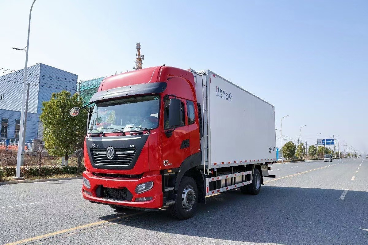 6.8米东风天锦冷藏车怎么样