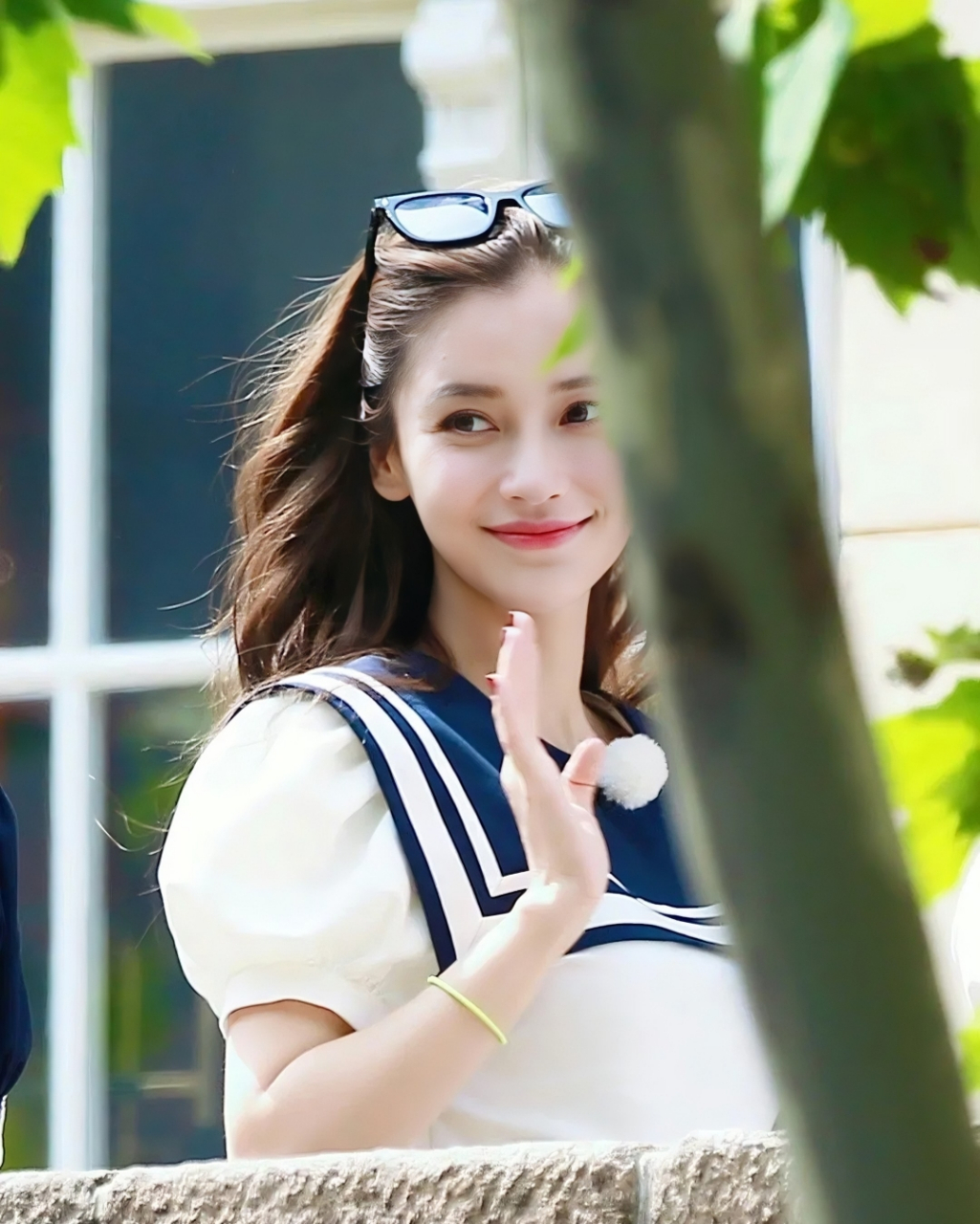 杨颖跑男路透出圈神图,青春无敌,这造型可以演校园剧女主了#娱乐大赏
