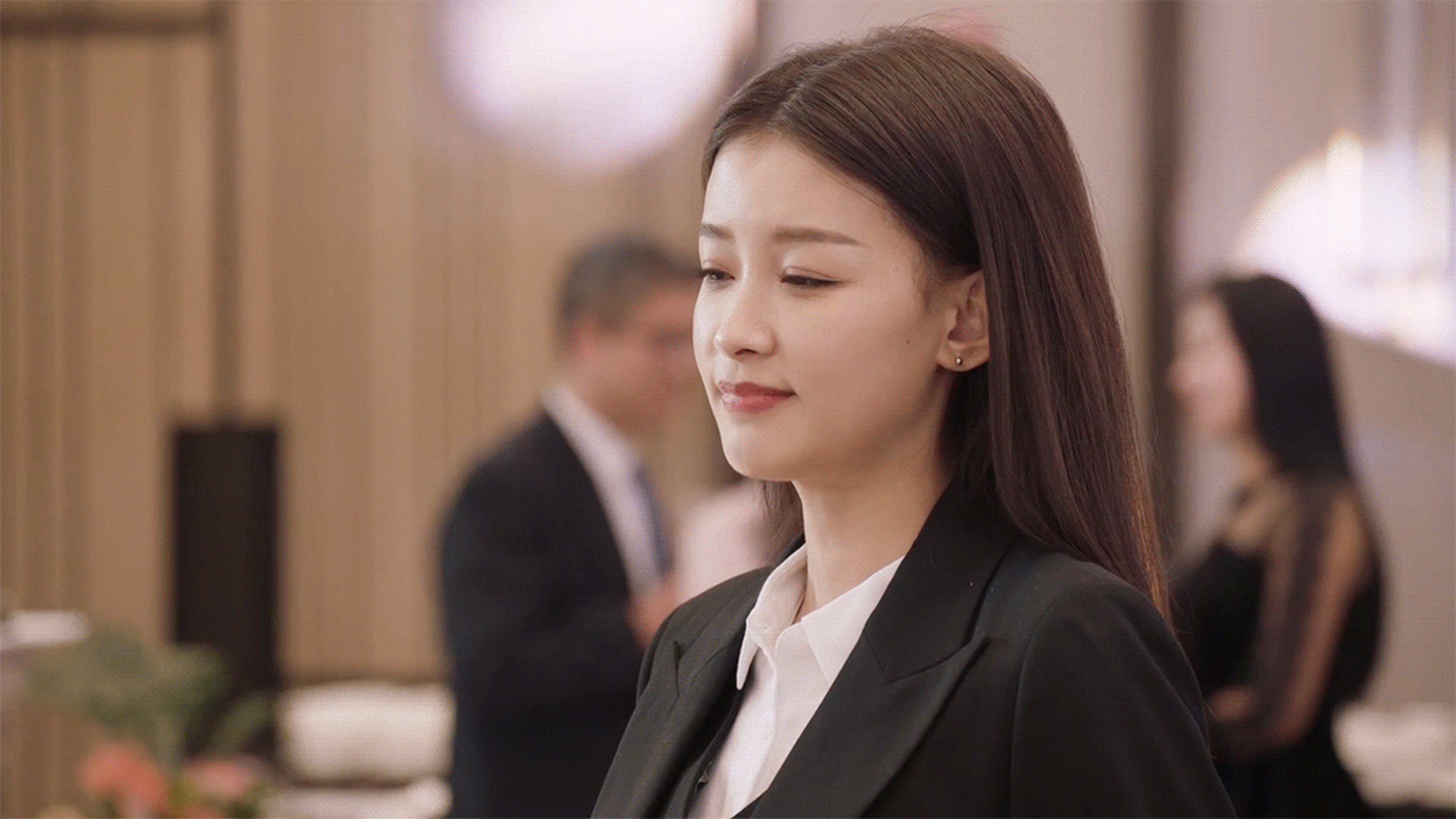 孙怡新剧《春日暖阳》今天开播啦!