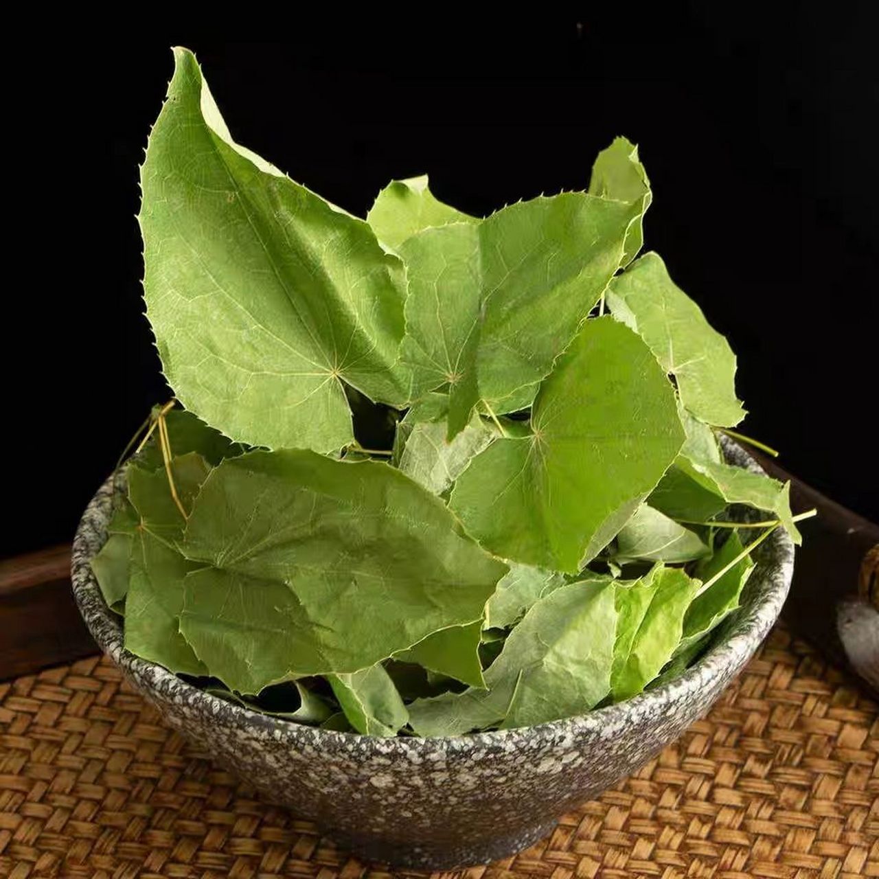 野生淫羊藿#中药材# #健康# #淫羊藿# #金秋健康过