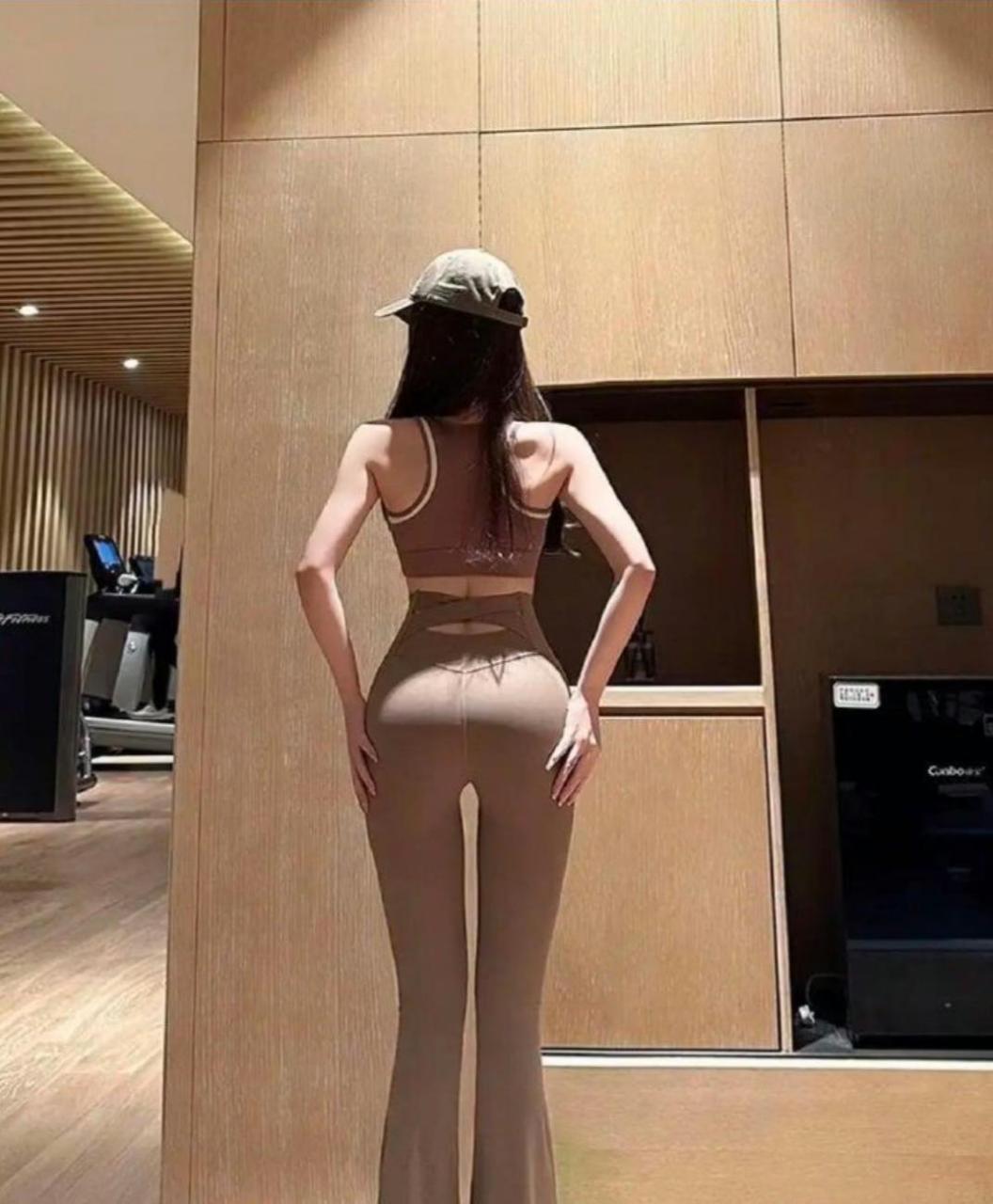 老公对紧身裤痴迷,非要我每天都穿