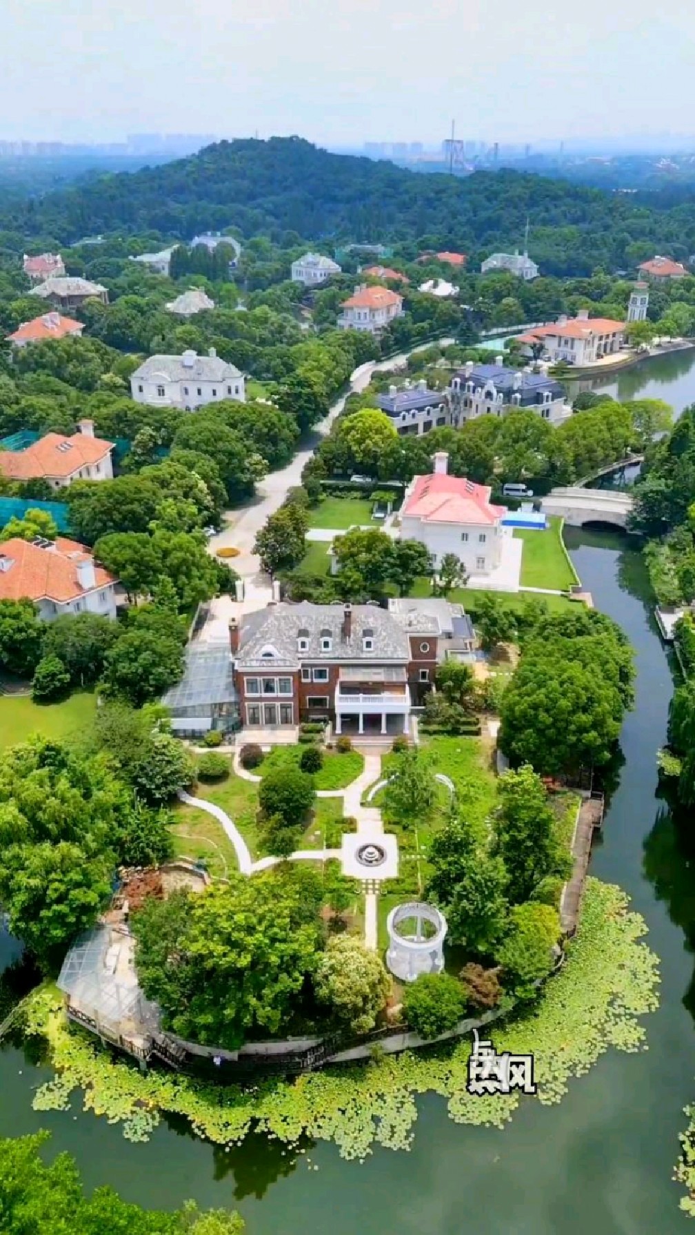 世茂佘山庄园 浅飞一下