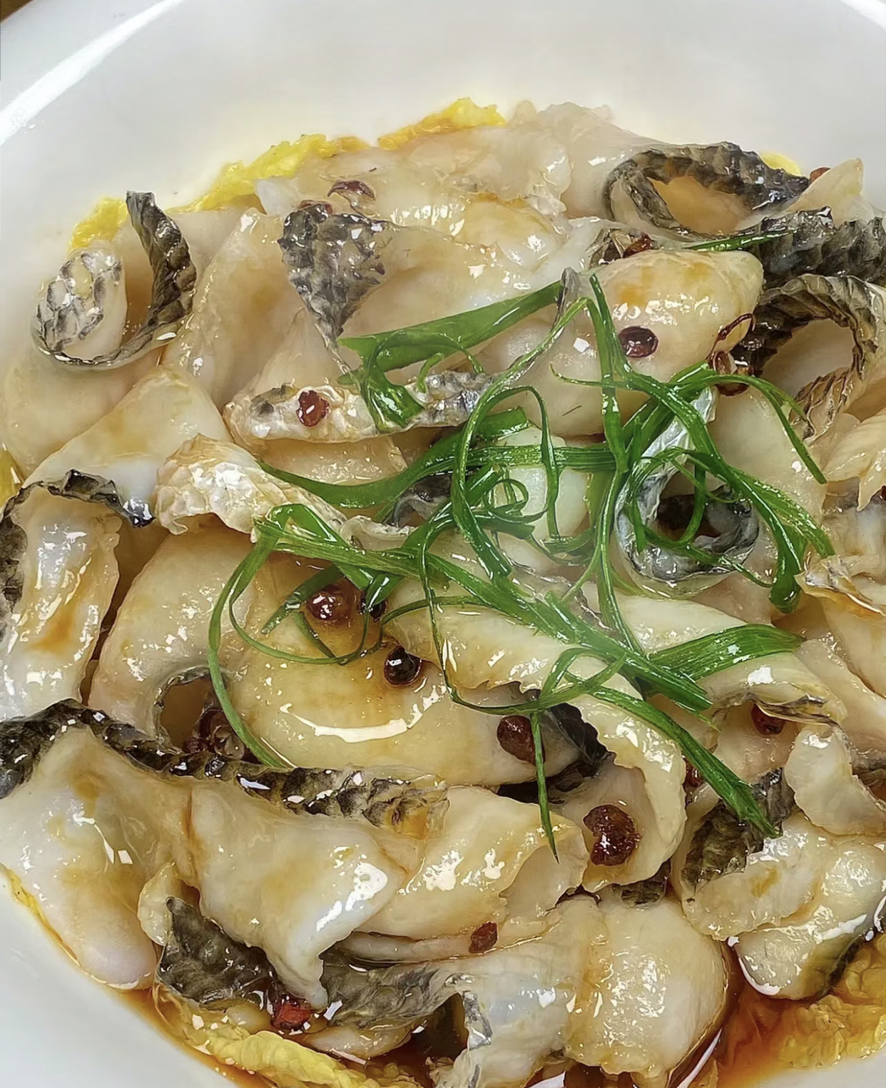 葱油椒麻黑鱼片,太绝了!鱼片鲜嫩爽滑,娃娃菜清甜又嫩!真好吃